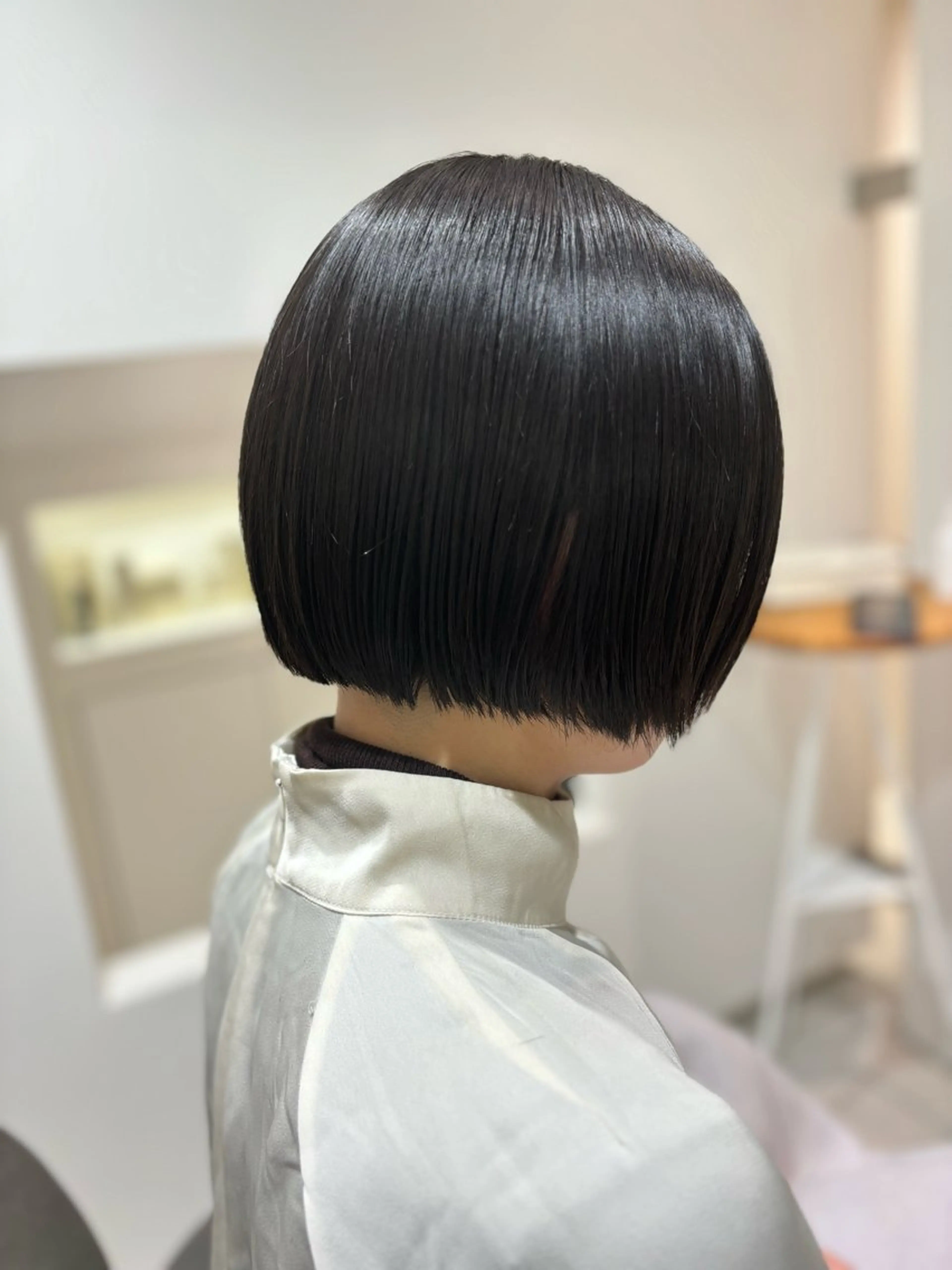 ショート 白土 さくらのヘアスタイル