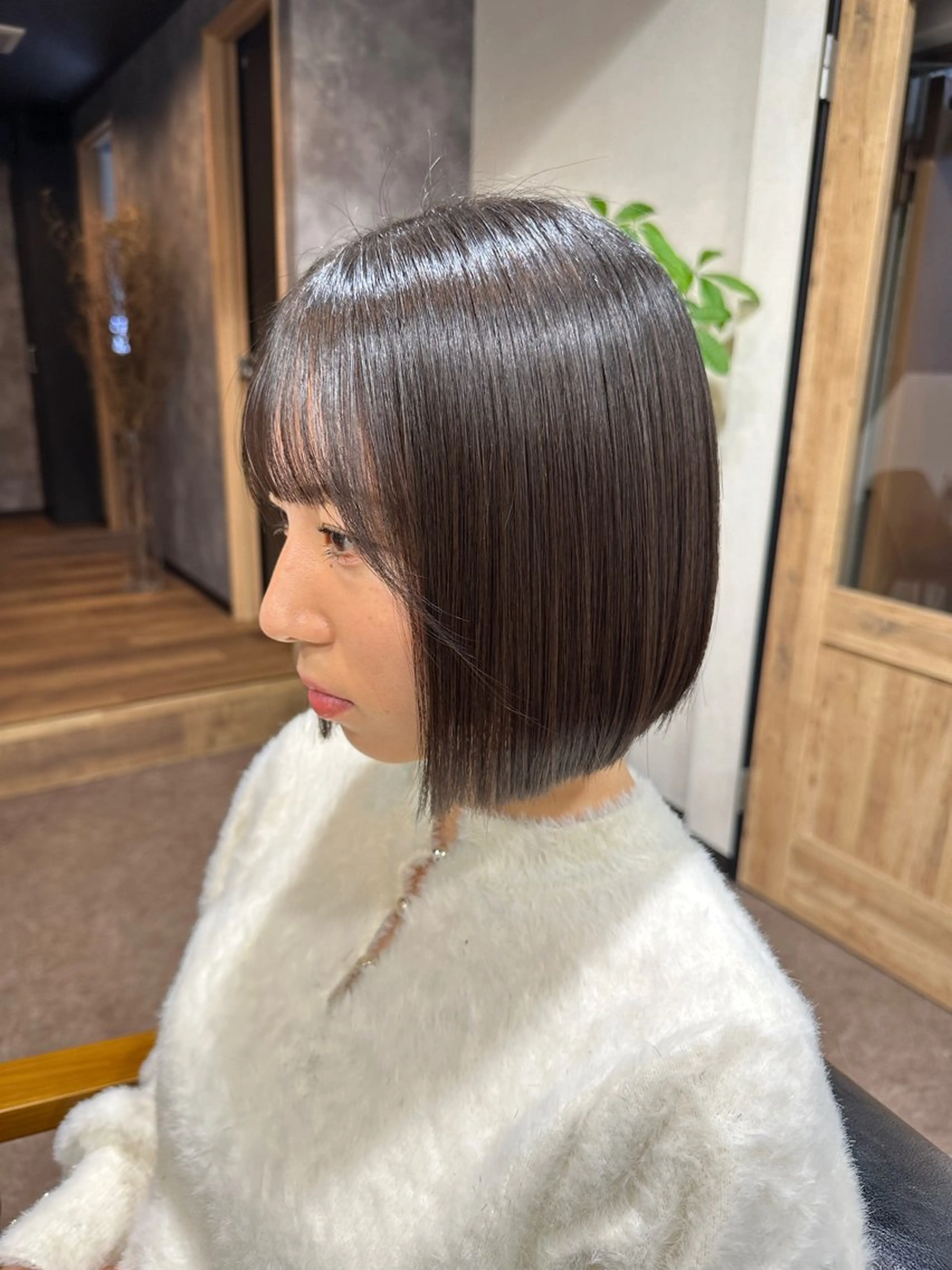 ミディアム 亀井 結夏🐾 池袋のヘアスタイル