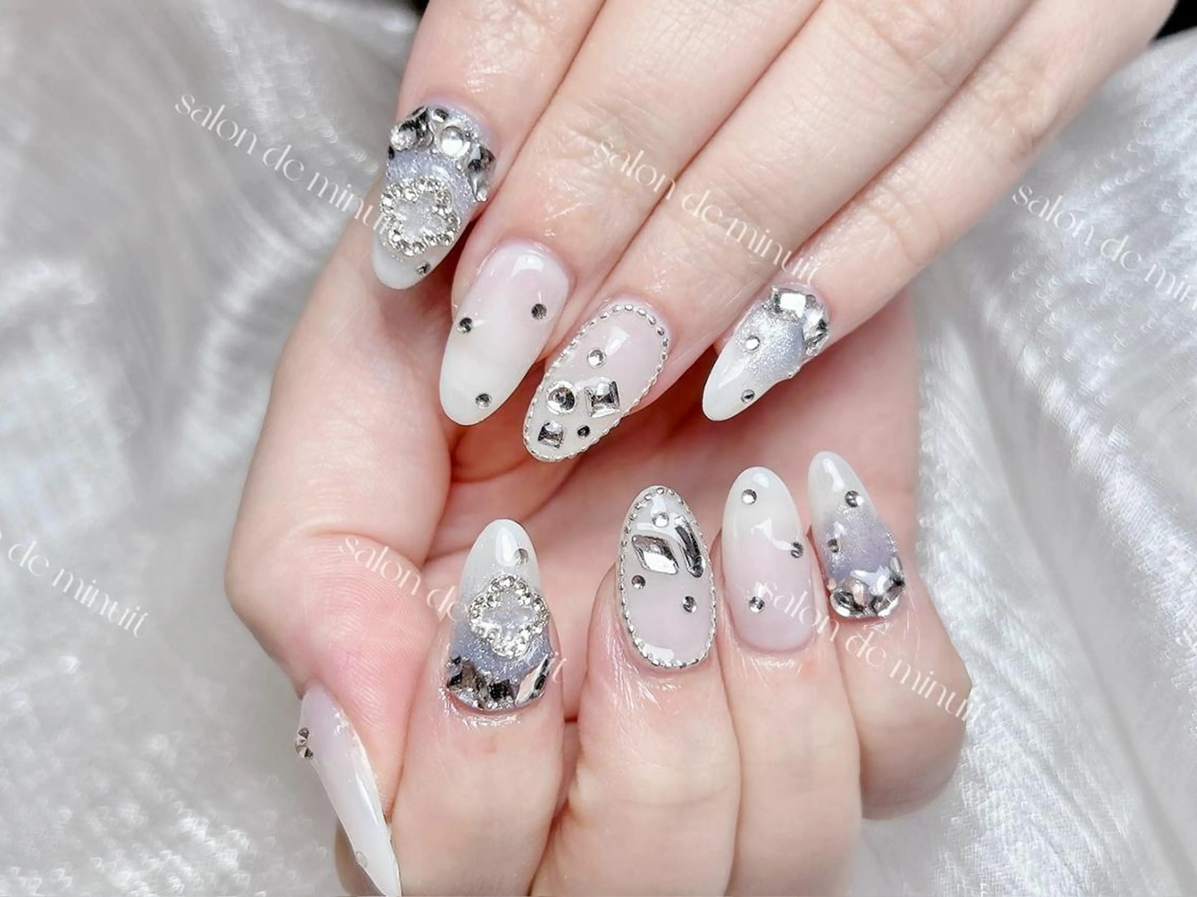 ネイル Momo 🤍のネイルデザイン