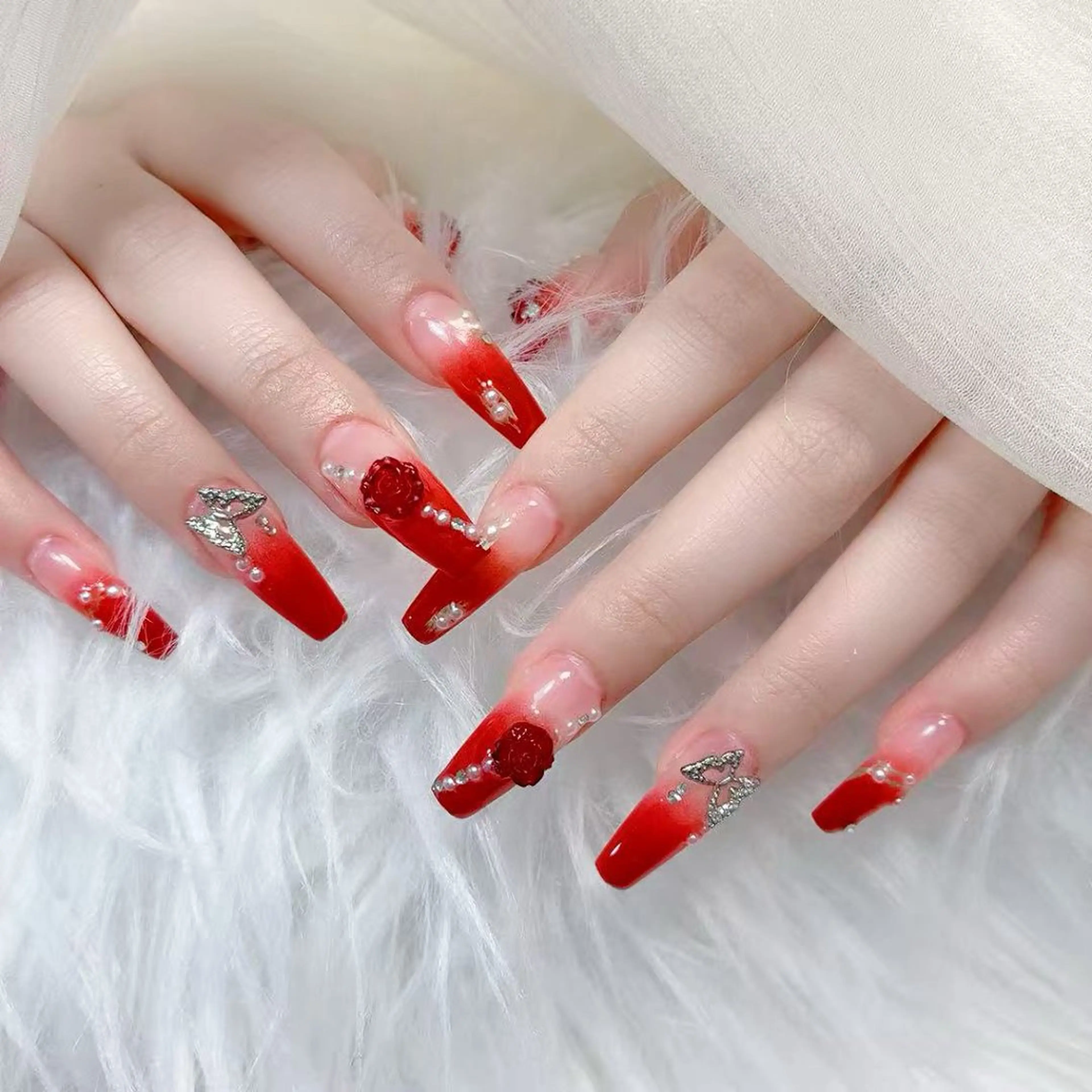 ネイル アニマル柄 チークネイル 成人式 フラッシュネイル フットネイル ハンドネイル B·U Nail大宮 長さだし専門店のネイルデザイン