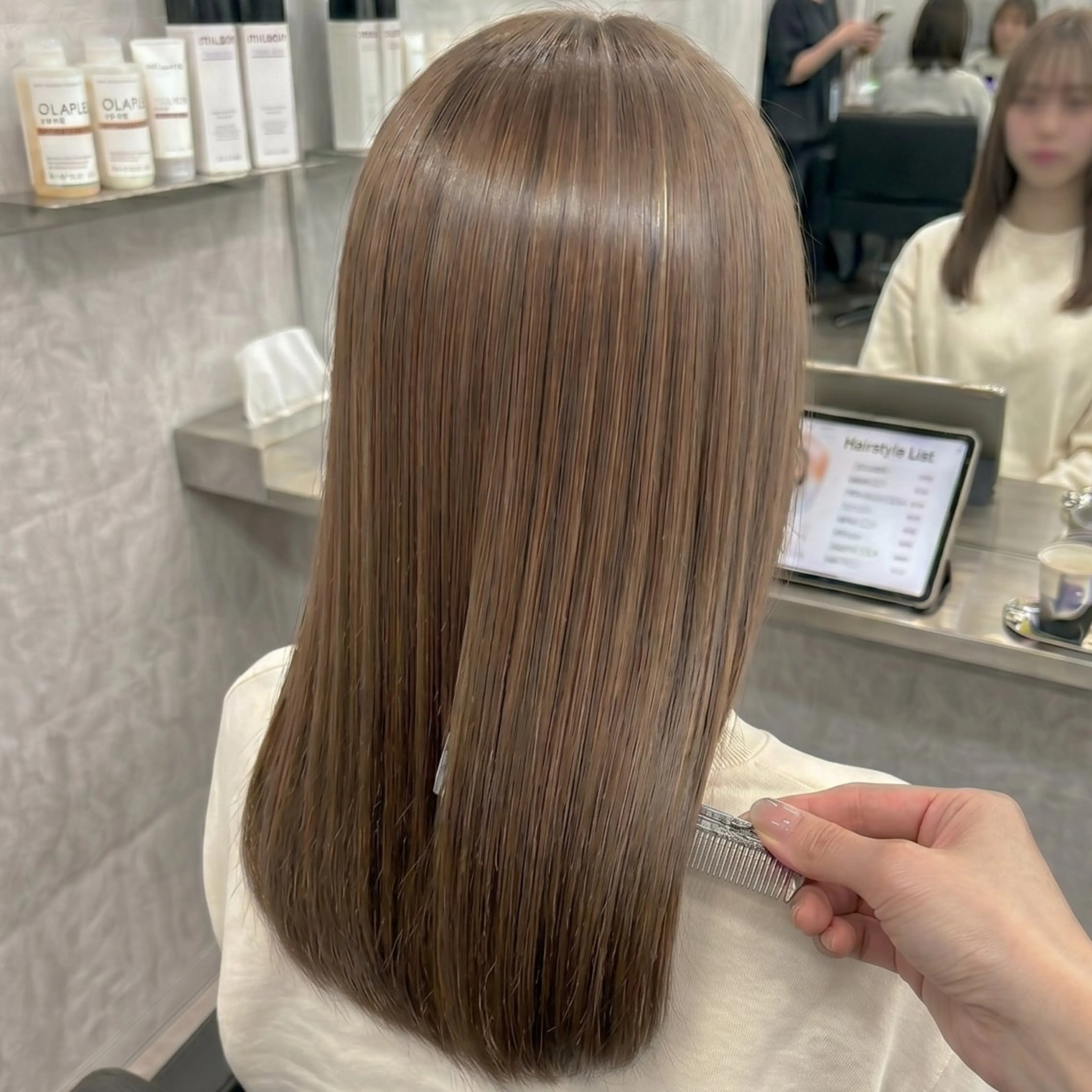 セミロング 艶髪縮毛矯正/ レイヤー❣️mamiのヘアスタイル