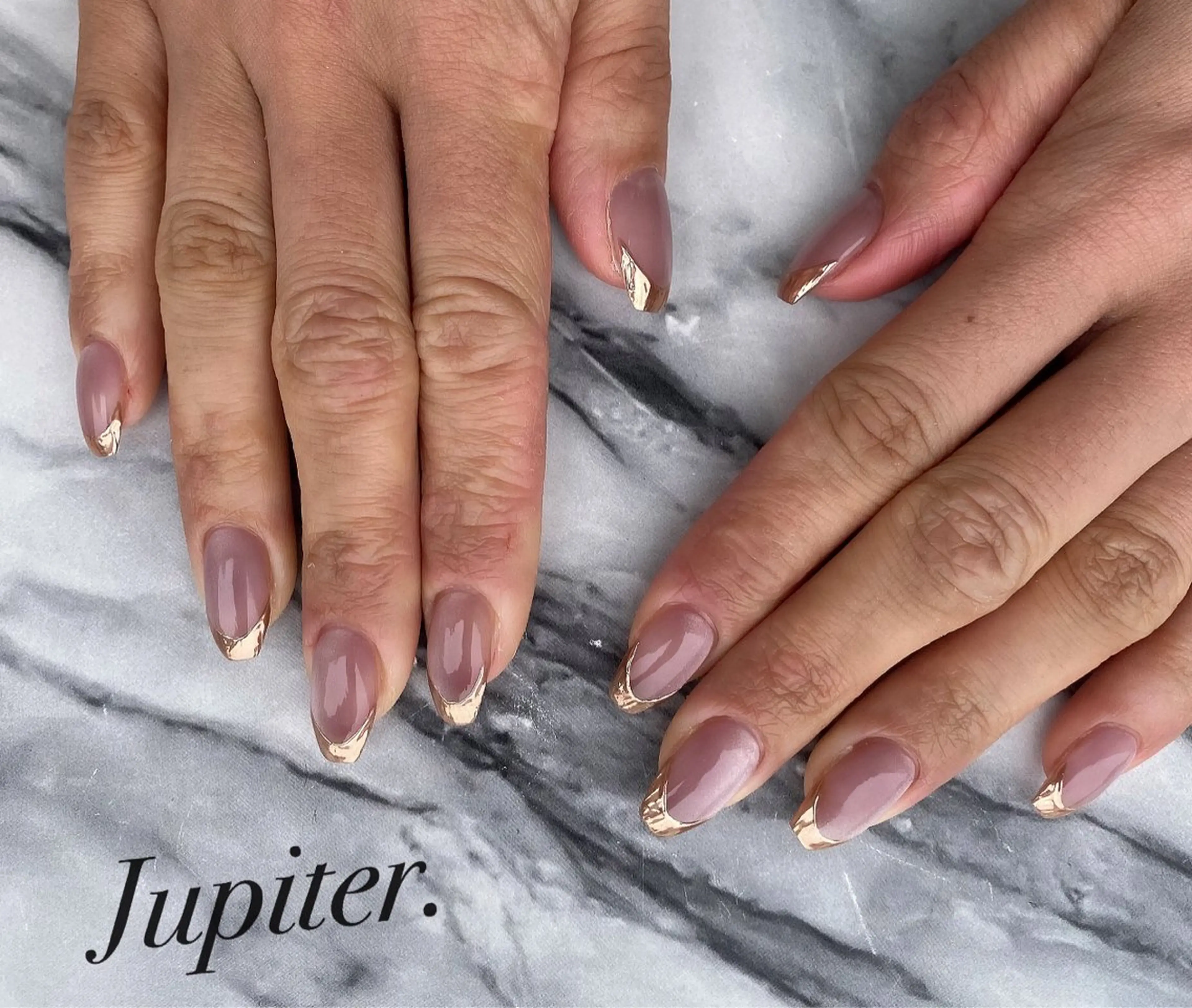 ネイル フレンチネイル マグネットネイル ミラーネイル ハンドネイル Jupiter .のネイルデザイン