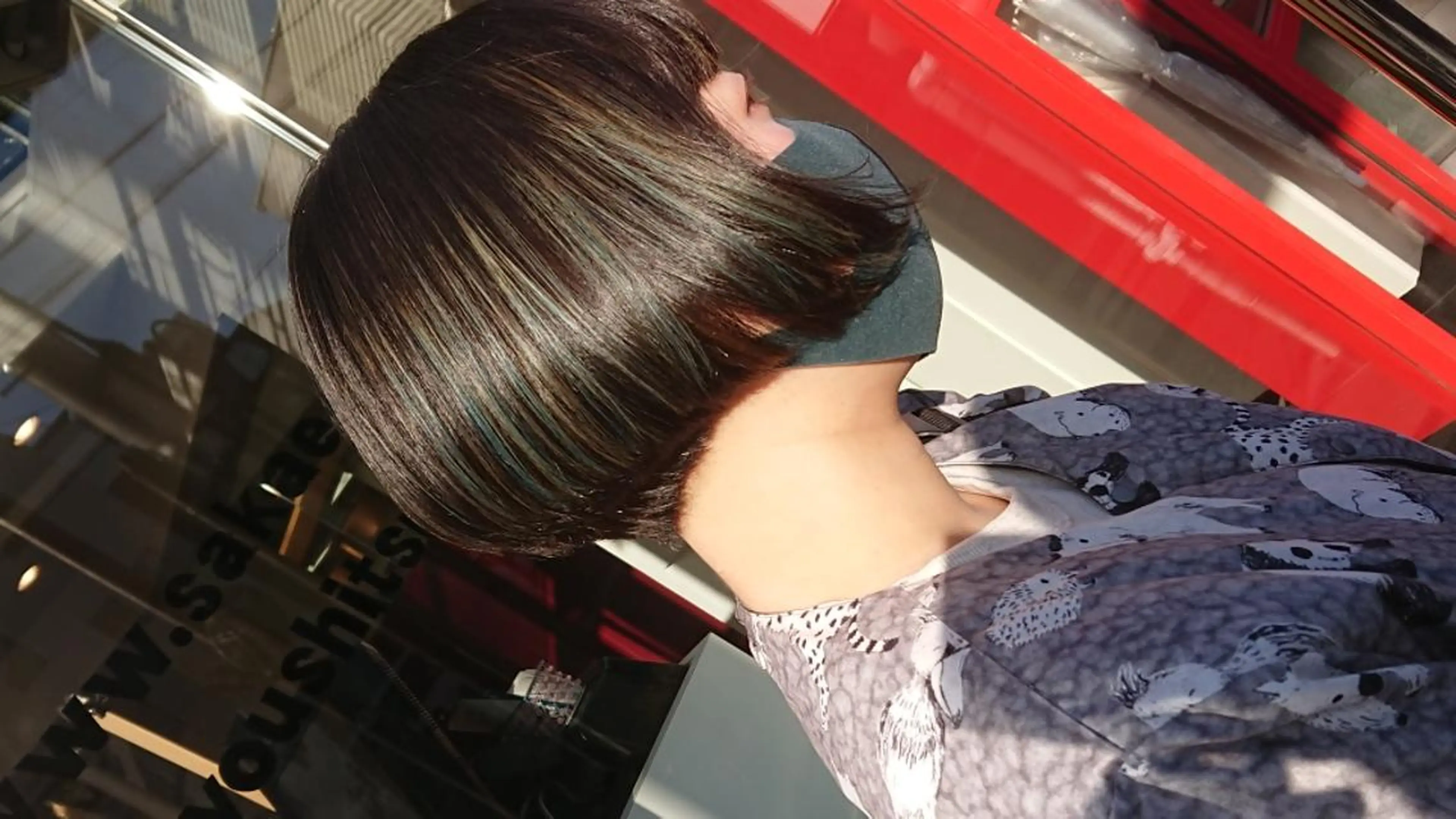 ショート カラー グラデーションカラー ハイライトカラー ボブ ハイライト 遠藤 史秋のヘアスタイル