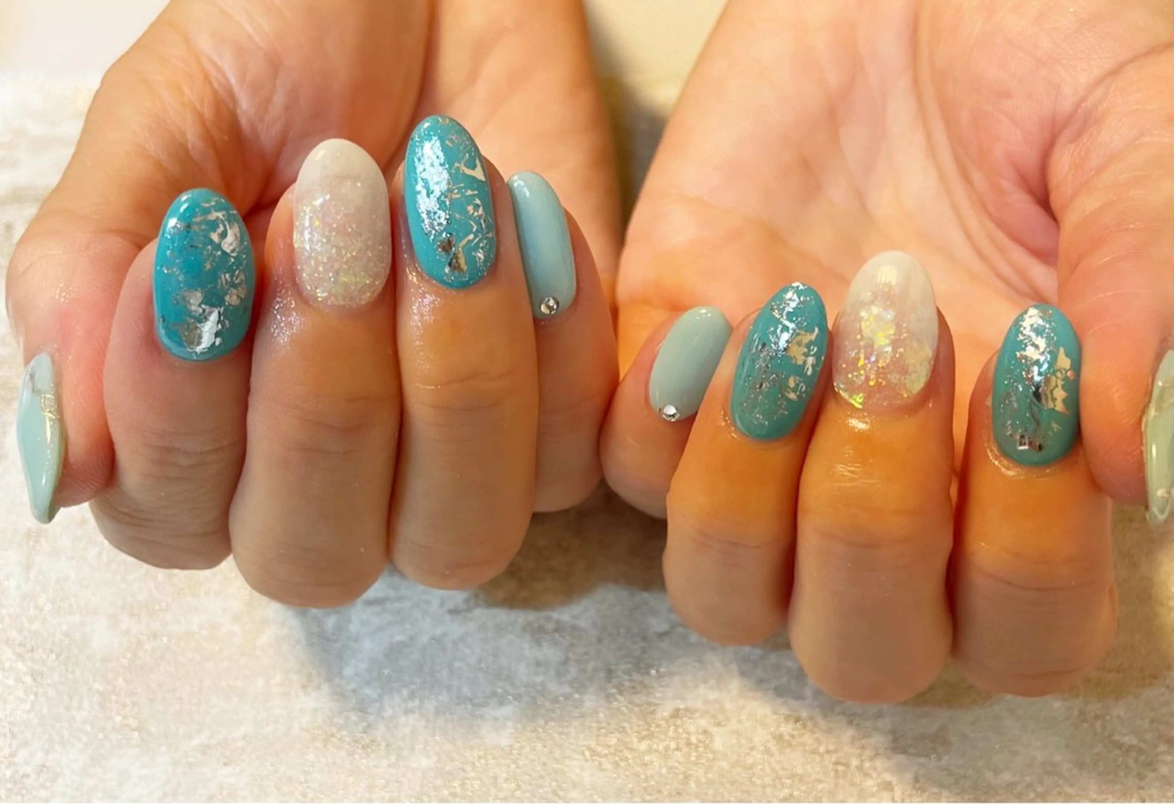 ミディアム ネイル 夏ネイル Re:st〔リスト〕所属・ayane Re:st〔リスト〕のネイルデザイン