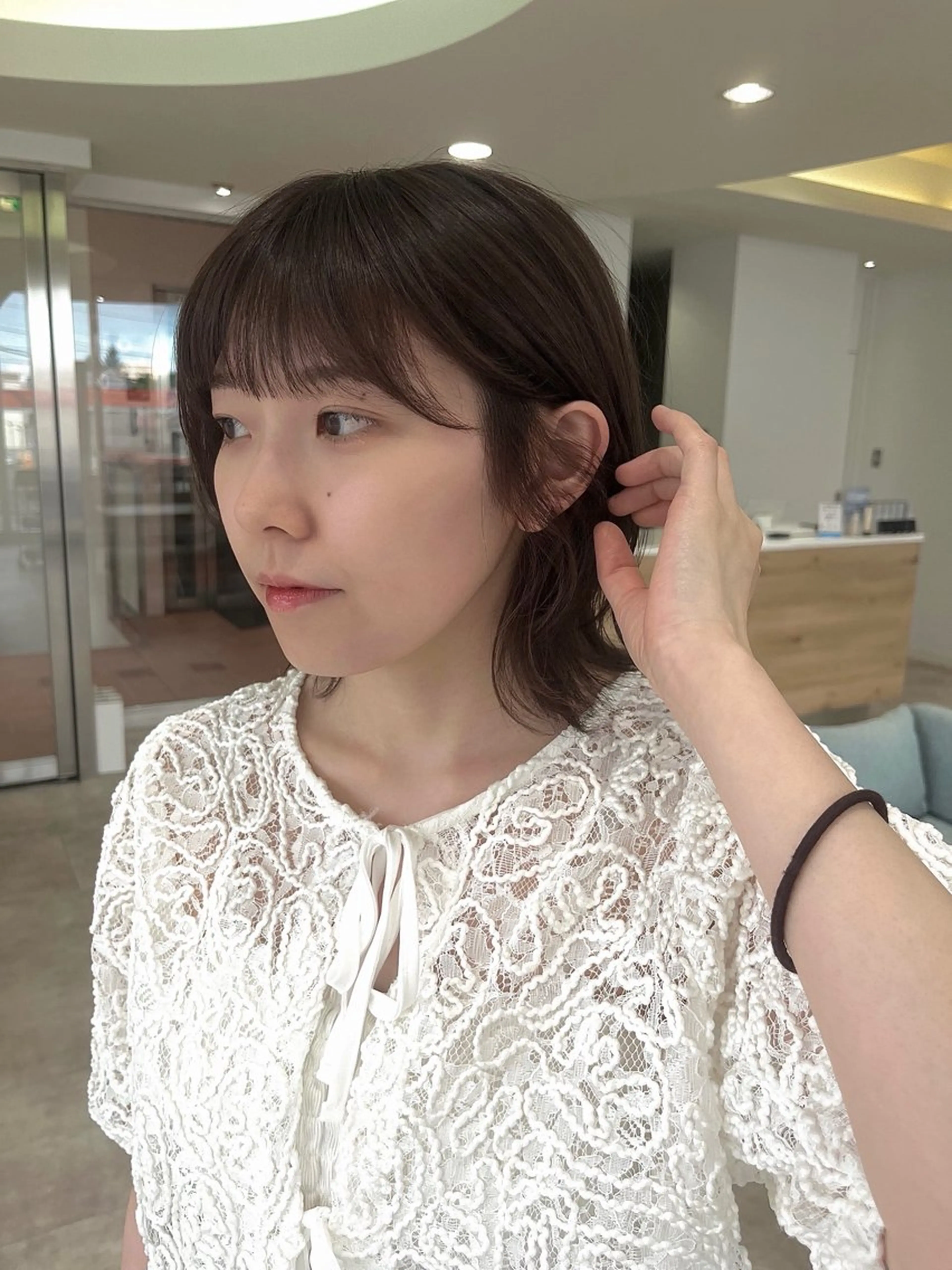 ショート カラー 切りっぱなしボブ ボブ レイヤーカット カット ヘアカラー トリートメント cana カナ/レイヤーカットのヘアスタイル