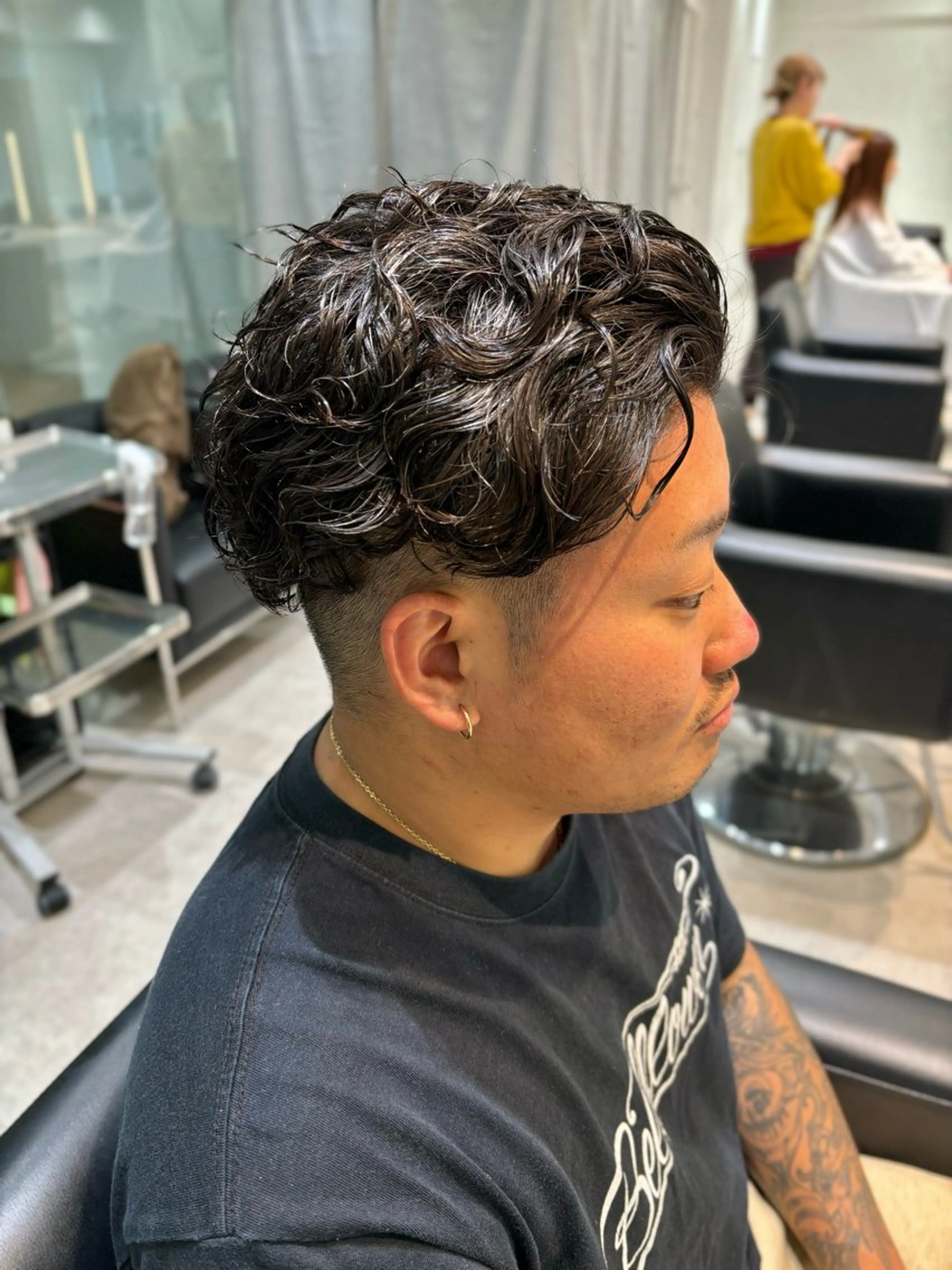 ショート パーマ メンズ ツーブロック カット パーマ サソウ ユリエ🥥のヘアスタイル