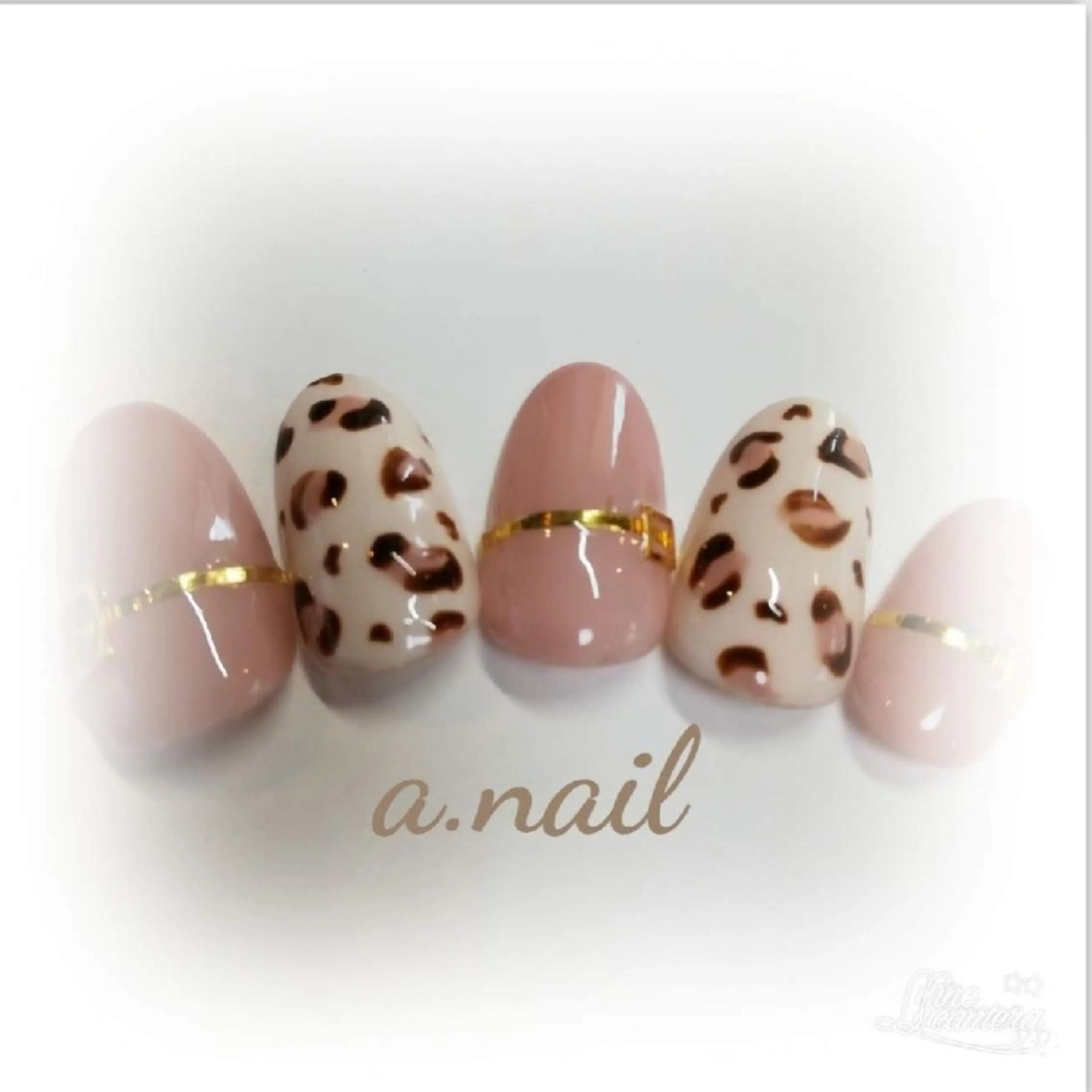 ネイル ストーンネイル ネイルサロン エーネイルのネイルデザイン