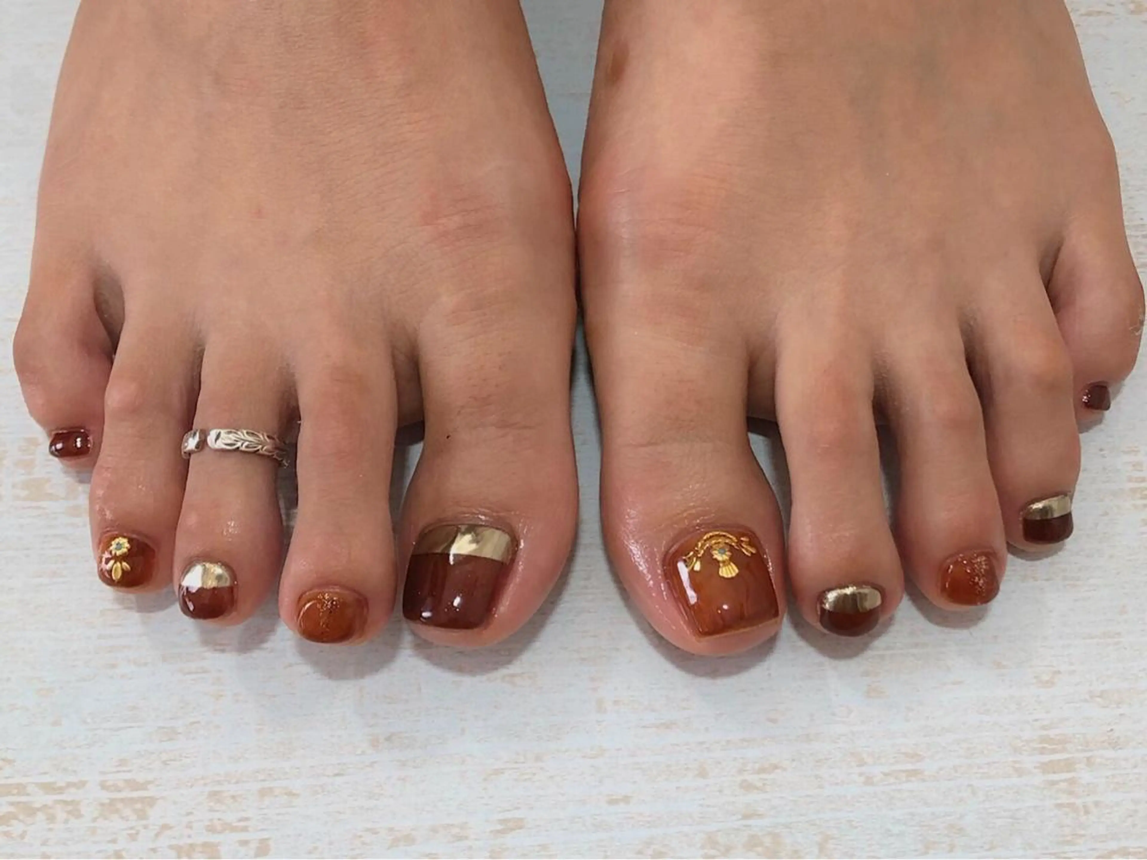 ネイル フットネイル 𖡼 yumenoのネイルデザイン