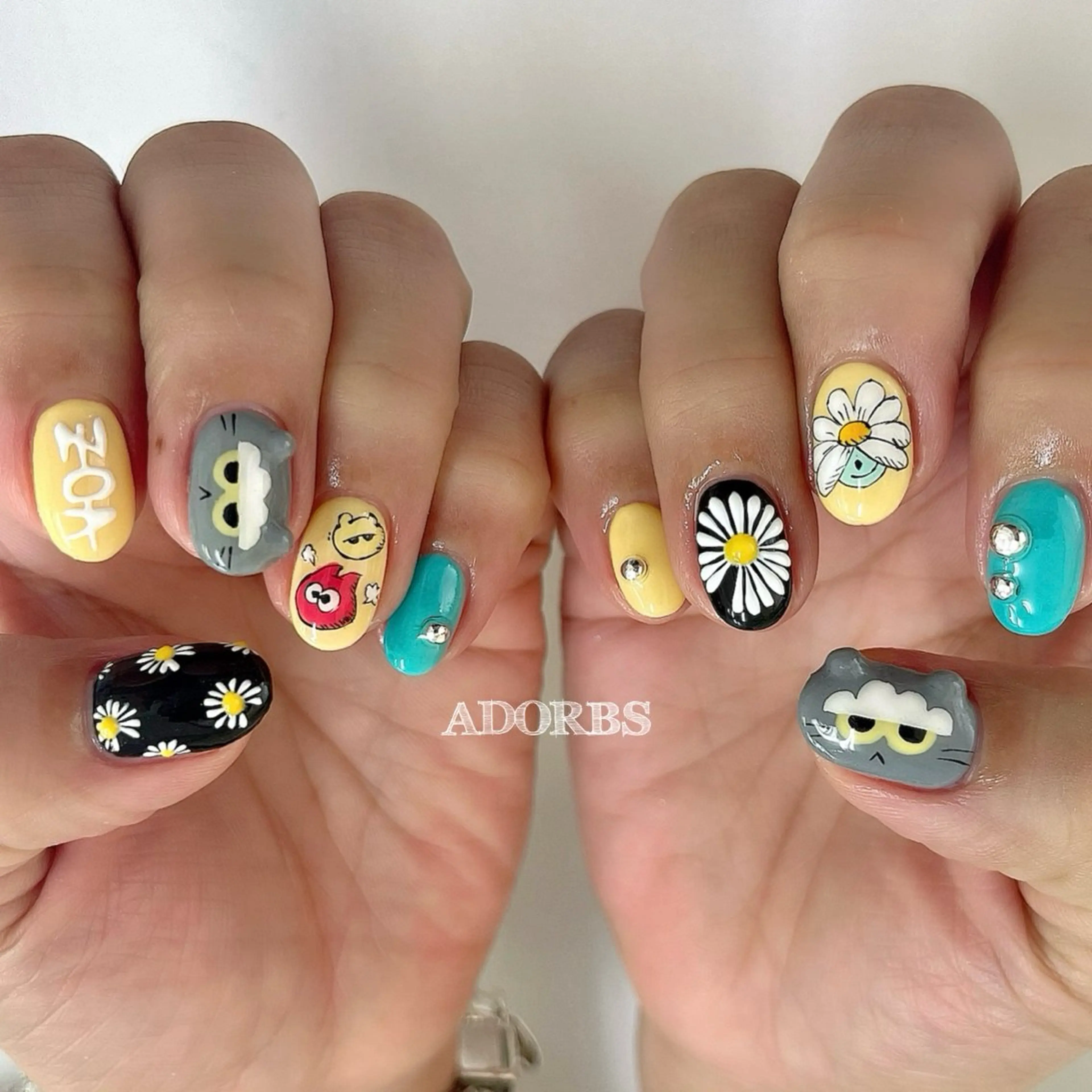 ネイル ハンドネイル ADORBS ✩上福岡のネイルデザイン