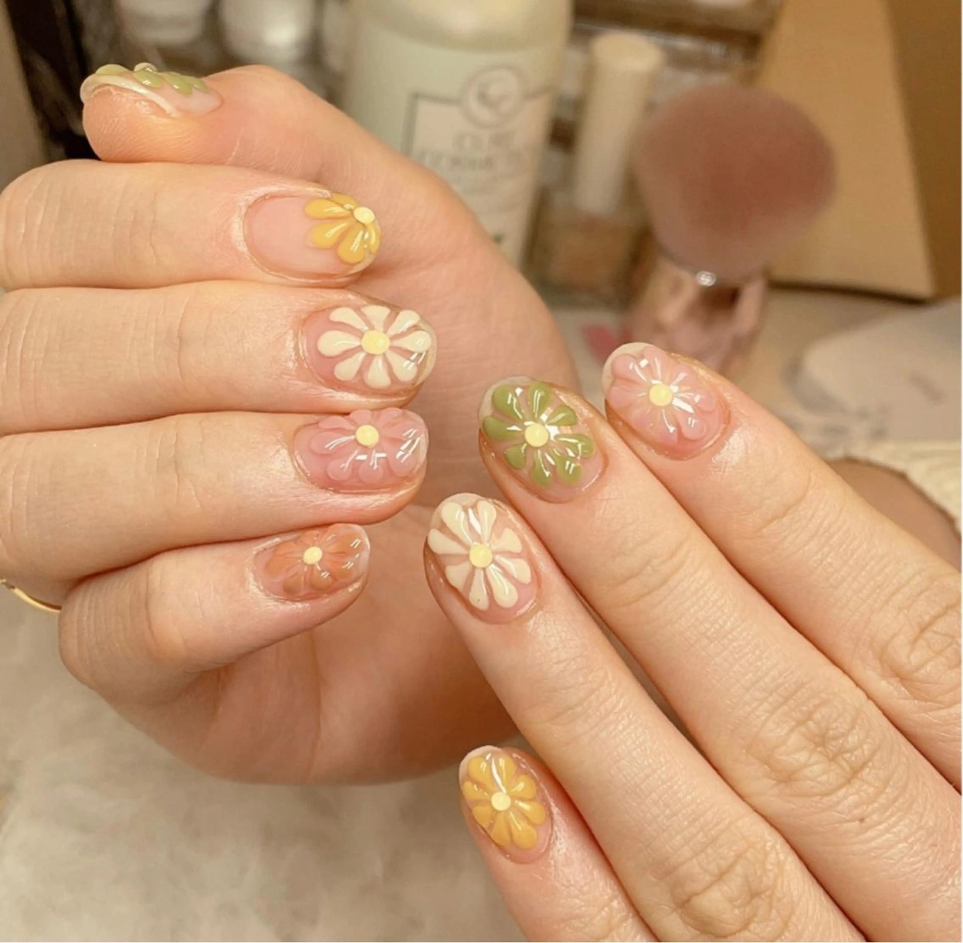 ネイル ハンドネイル Queens ciciのネイルデザイン