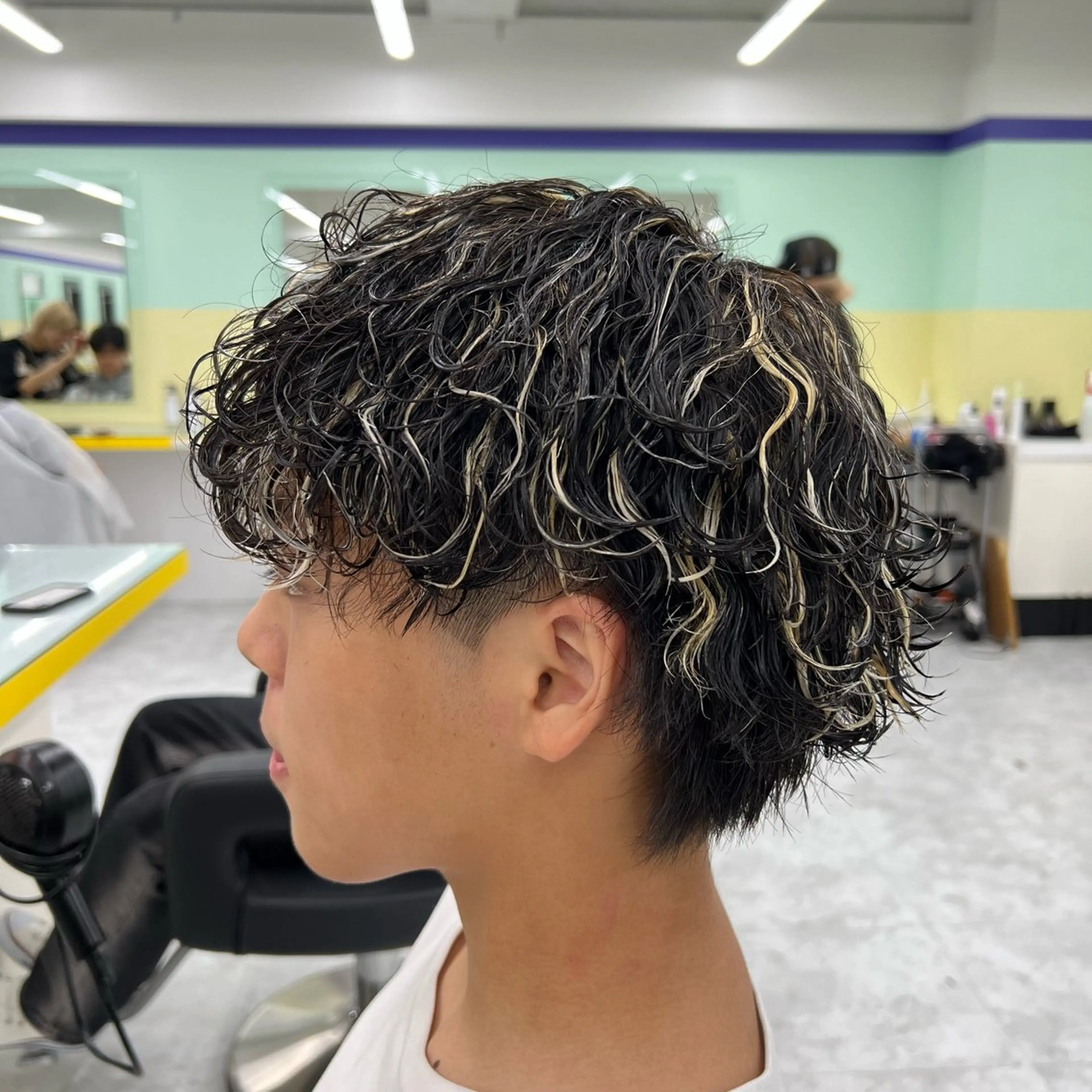 パーマ メンズ *モデル募集🤍横浜 透明感カラー🫧のヘアスタイル