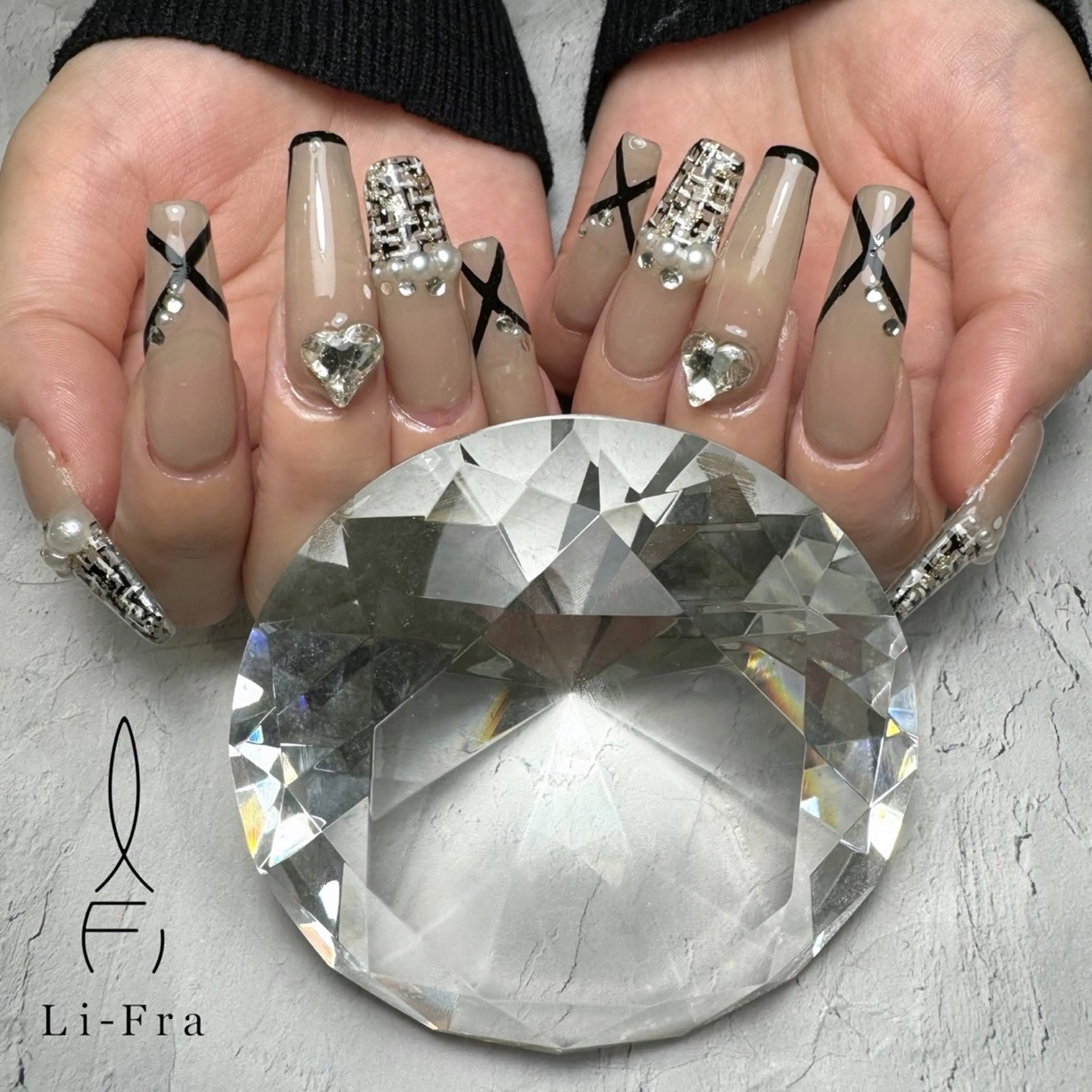 ネイル lifra AMIのネイルデザイン