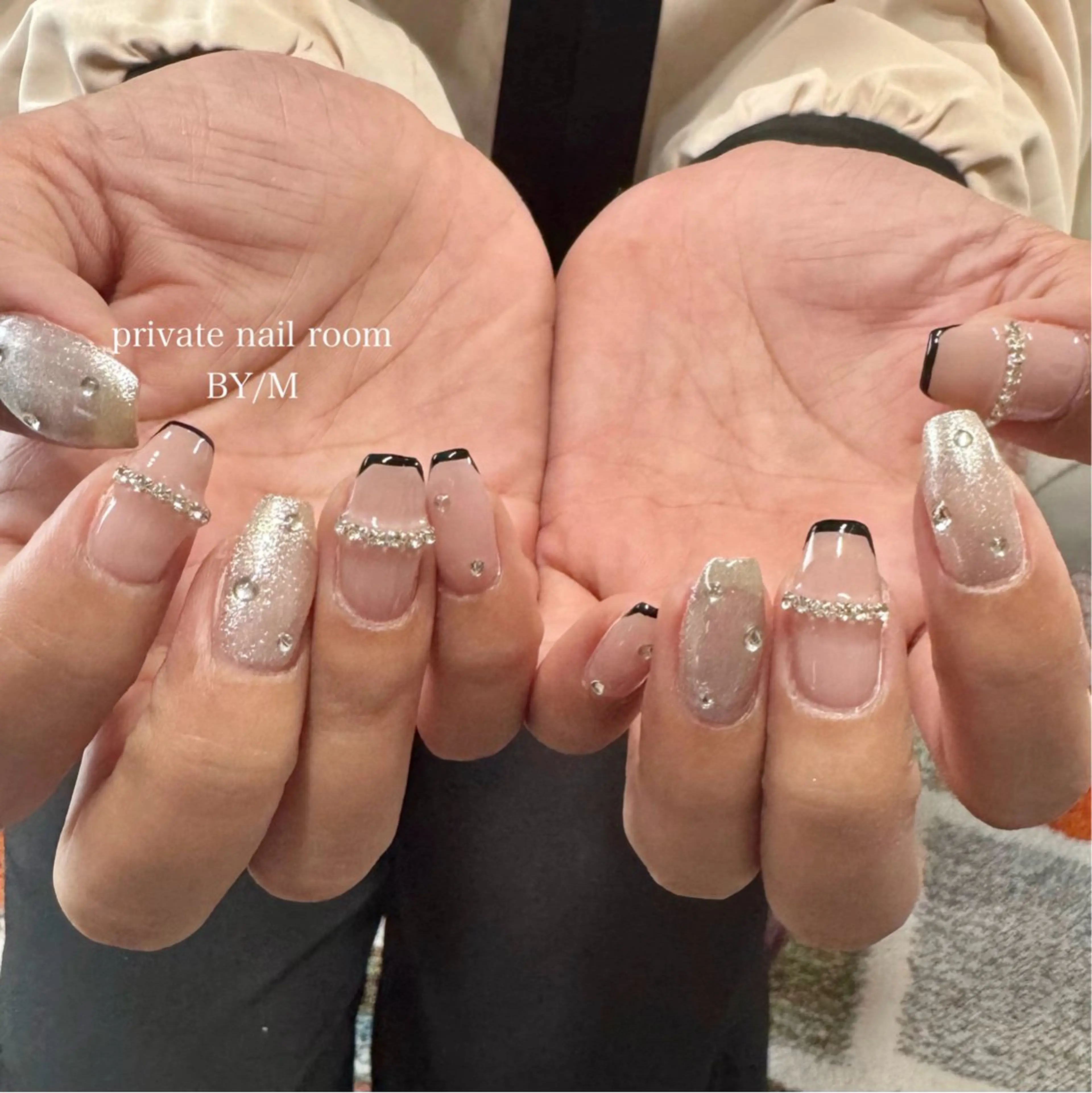 ネイル キラキラネイル 持ち込み シンプルネイル ハンドネイル BY / Mのネイルデザイン