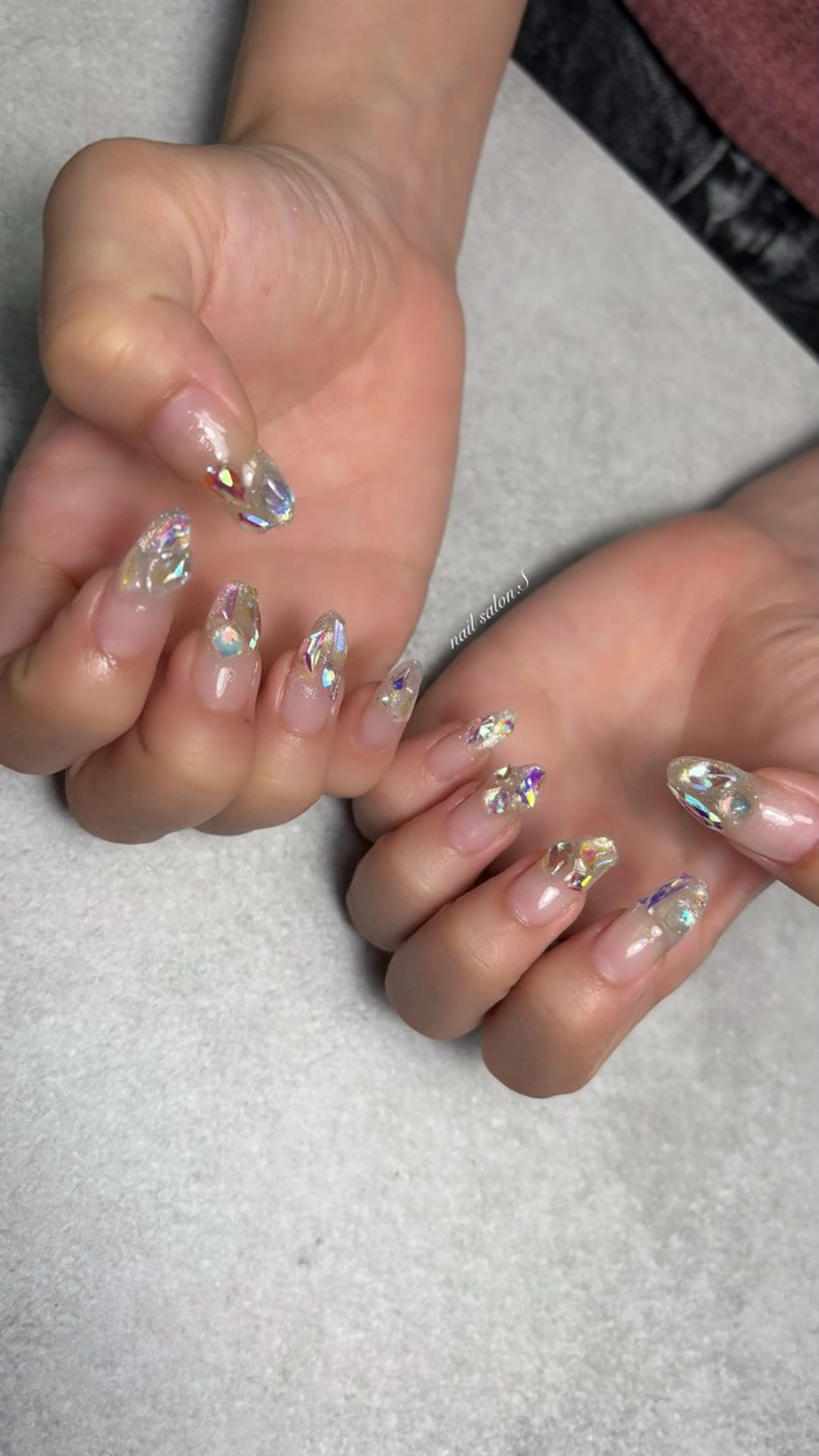 ネイル ジェルネイル 氷ネイル・うるうるネイル キラキラネイル 持ち込み スカルプネイル ハンドネイル 関山 志乃のネイルデザイン