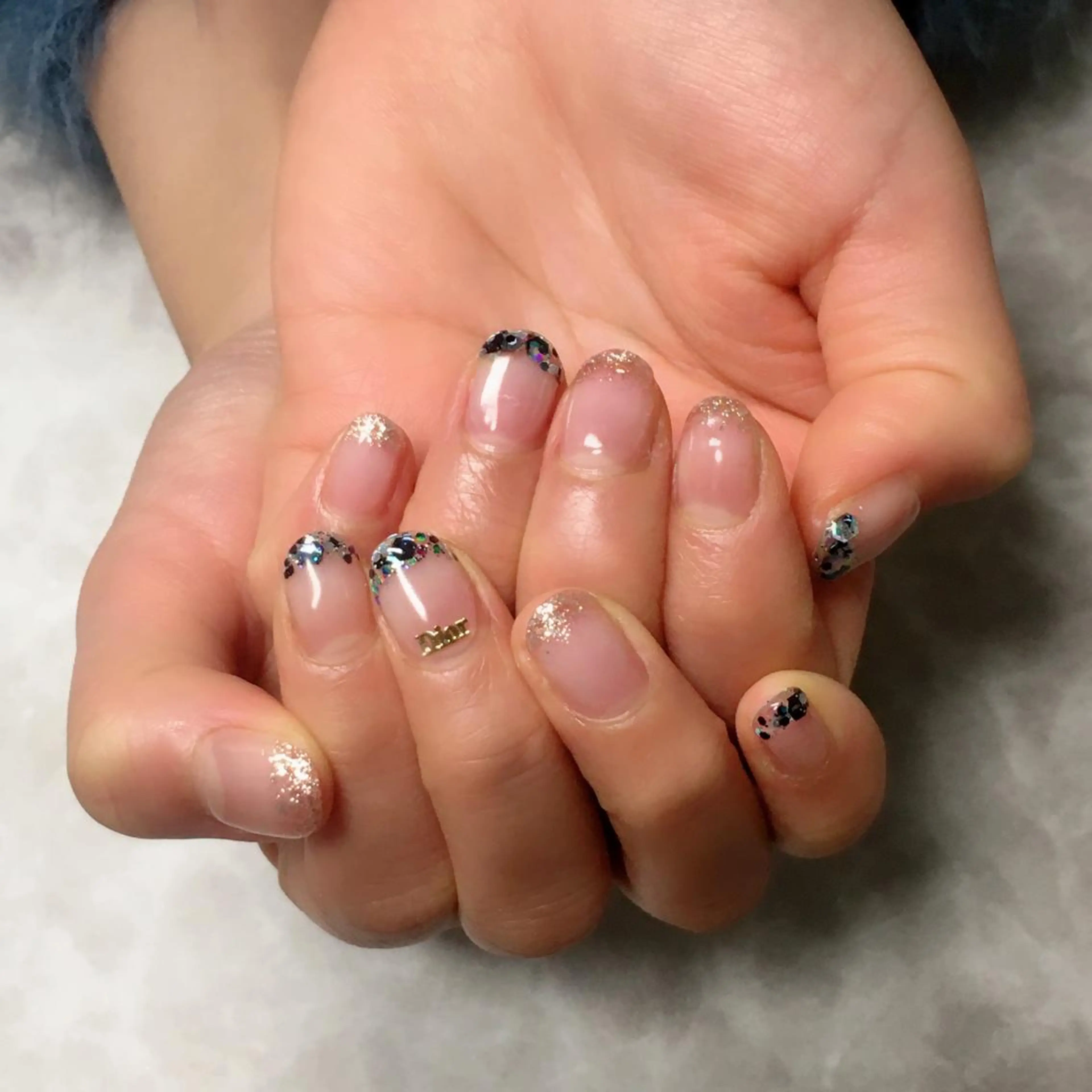 ネイル グラデーション ラメ(グリッター) ラメグラデーション ハンドネイル 自爪育成/深爪矯正 mikiのネイルデザイン