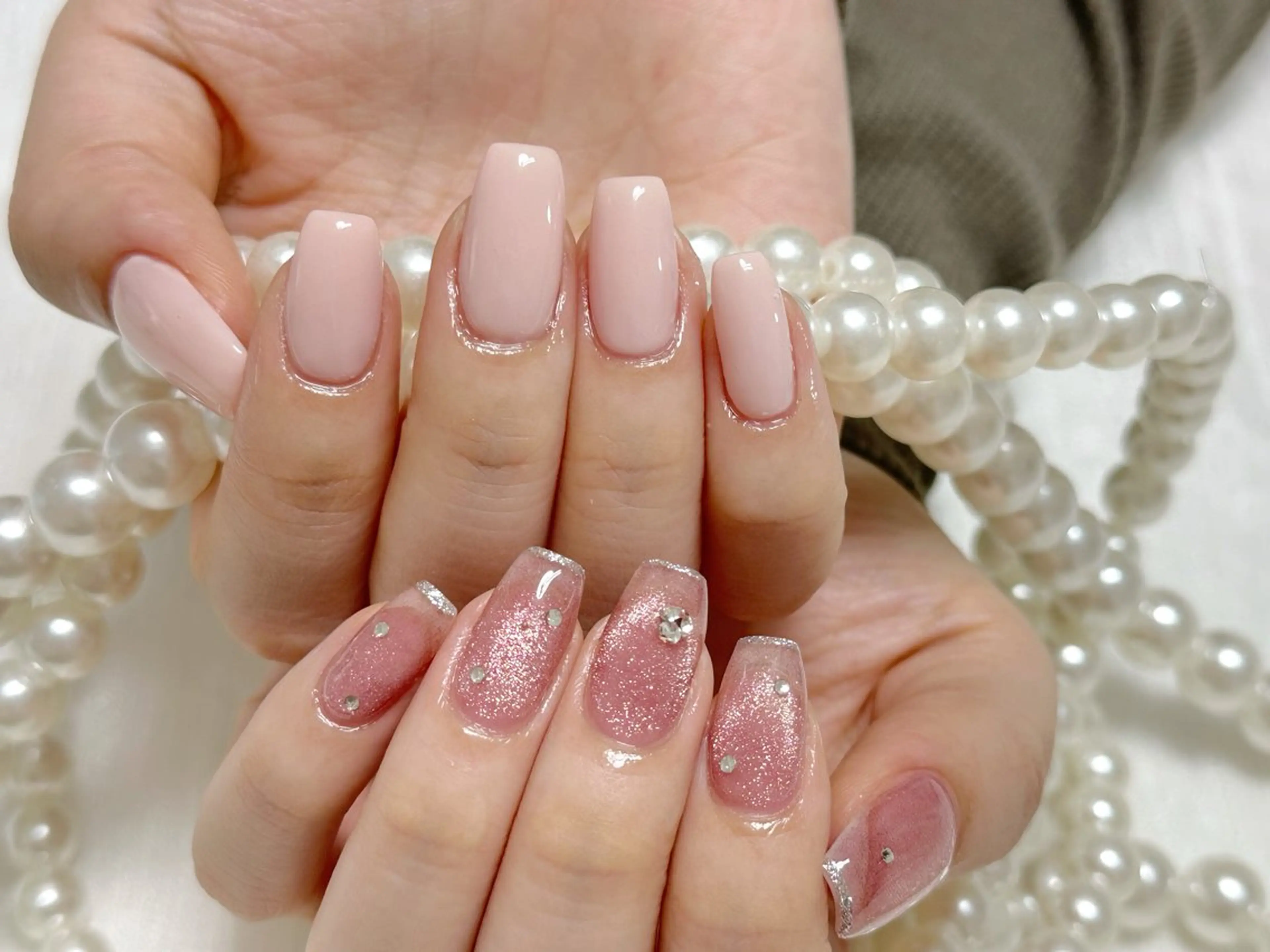 ネイル オーロラネイル 長さ出し フレンチネイル ガーリー キラキラネイル RIn 🎀のネイルデザイン