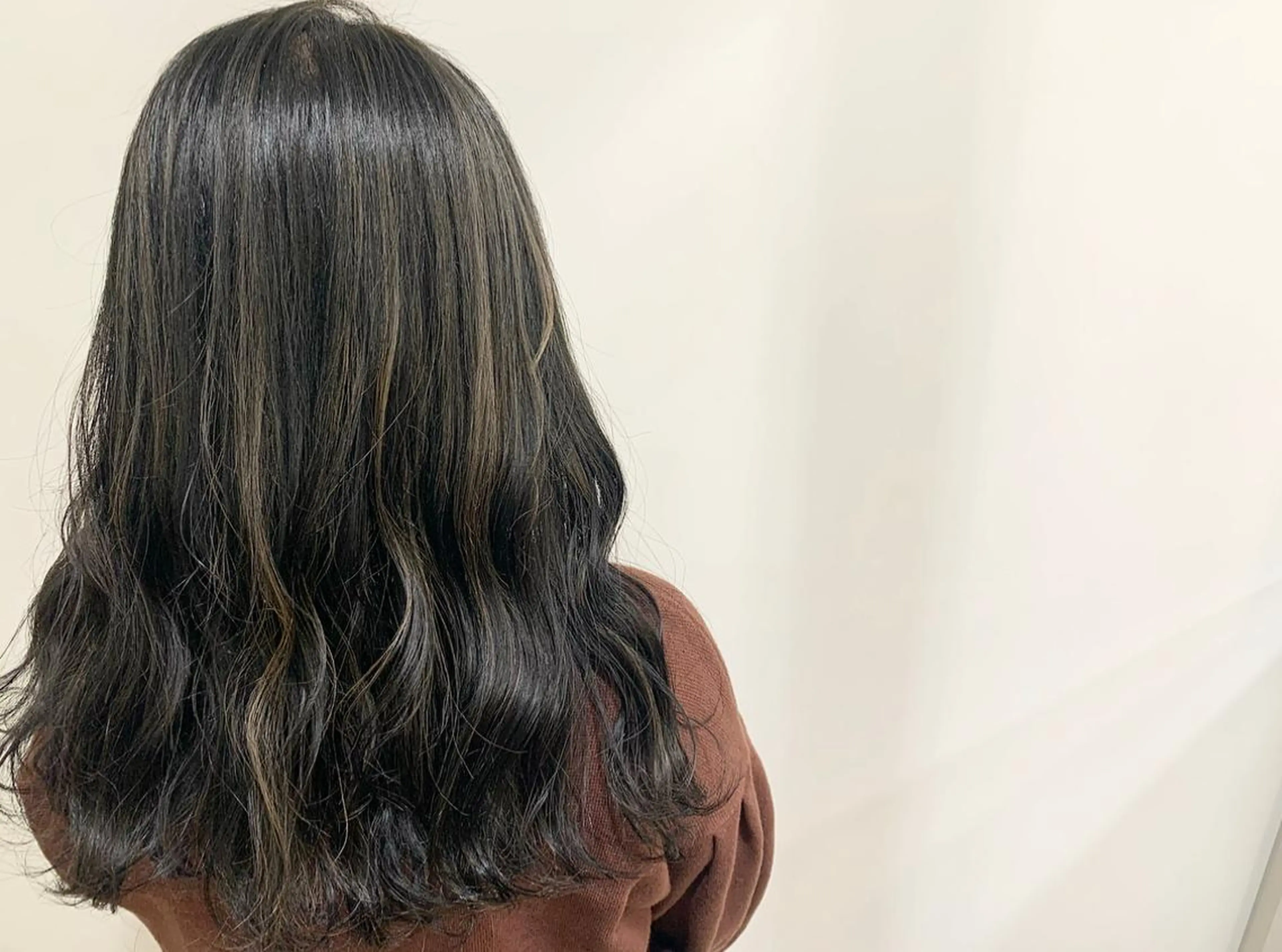 ロング カラー あべ ゆうかのヘアスタイル