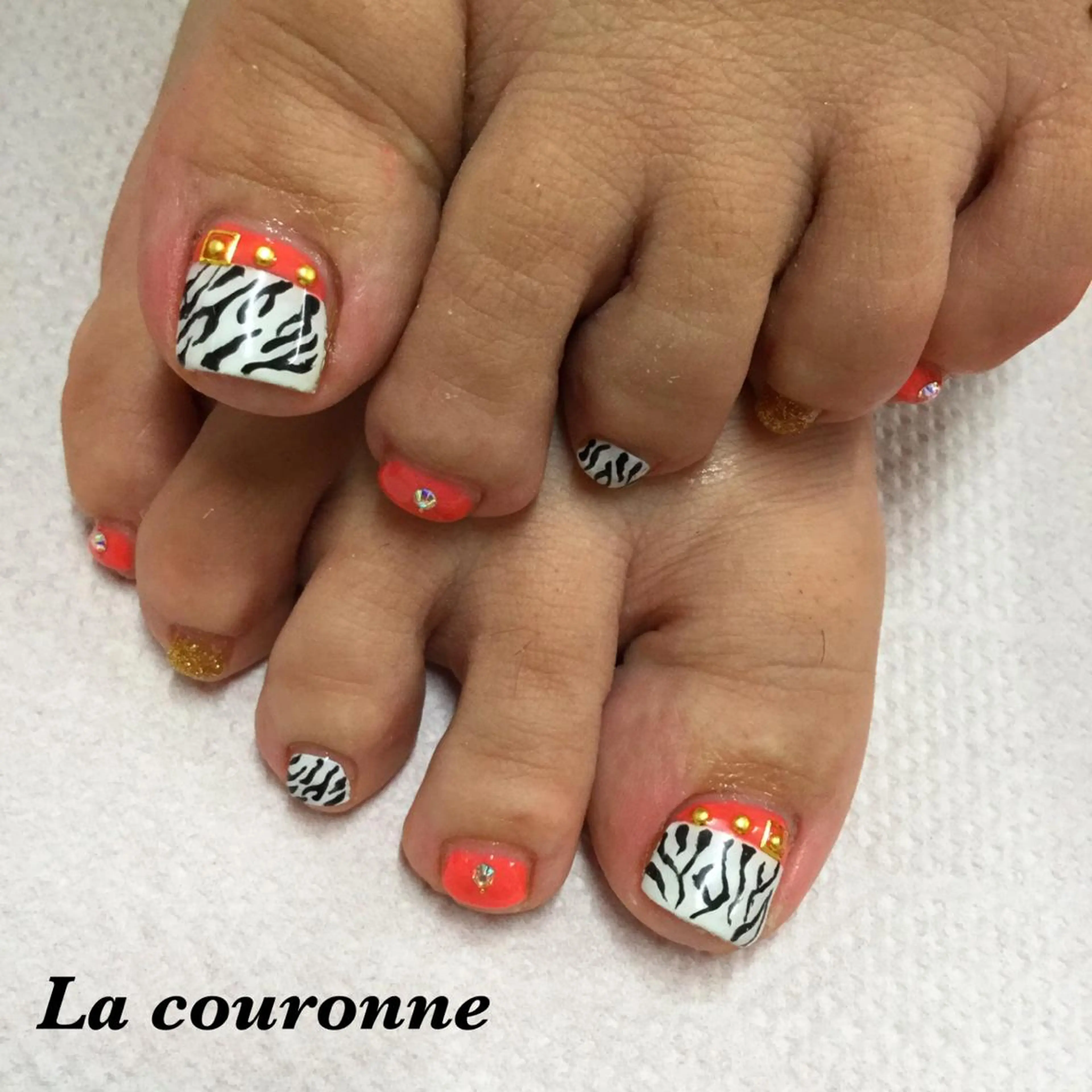 ネイル フットネイル Lacouronne NATSUMIのネイルデザイン