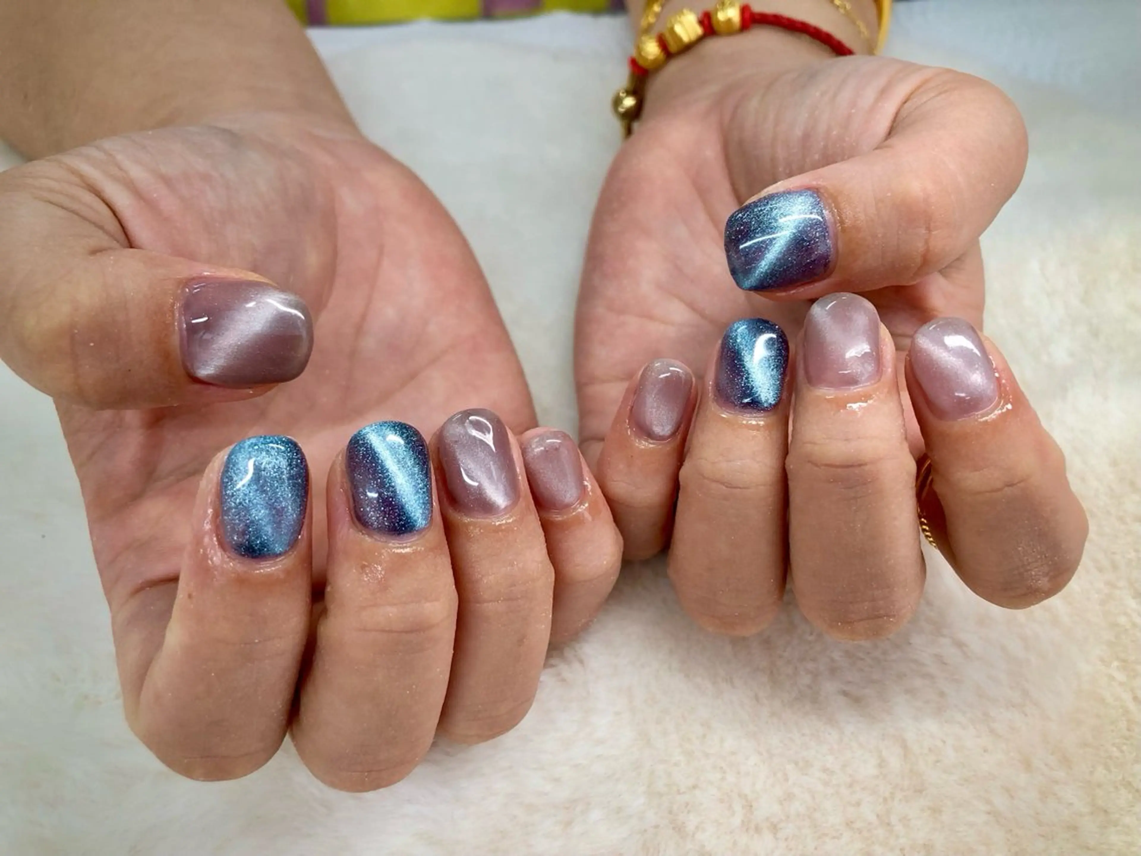 ネイル カジュアル キラキラネイル マグネットネイル ハンドネイル ハンドケア 心斎橋Salon Epokkuのネイルデザイン