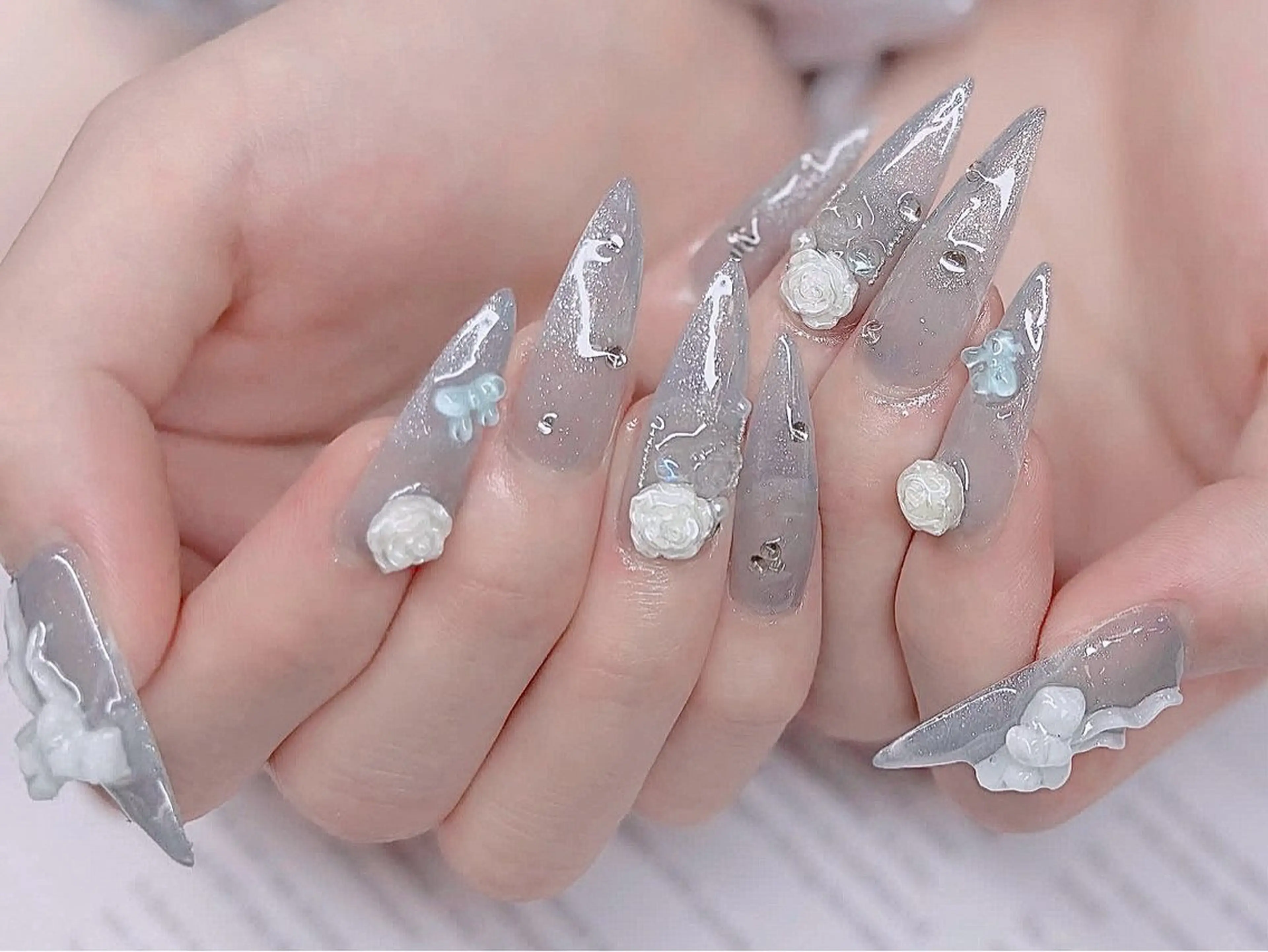ネイル ハンドネイル Mira Nail Studioのネイルデザイン