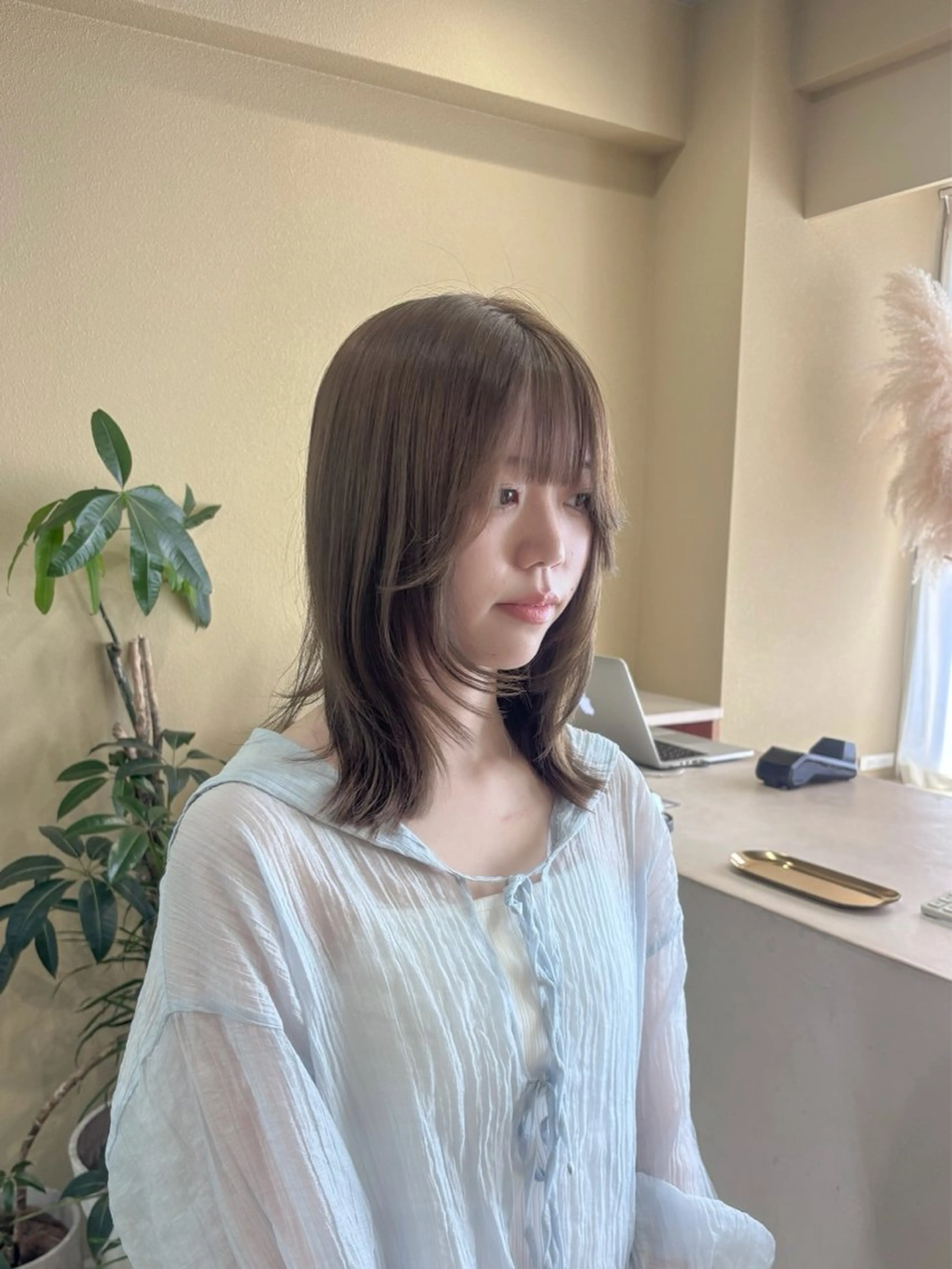 ミディアム カラー ブリーチ ブリーチなしカラー カット ヘアカラー SABO /透明感カラー/美髪のヘアスタイル