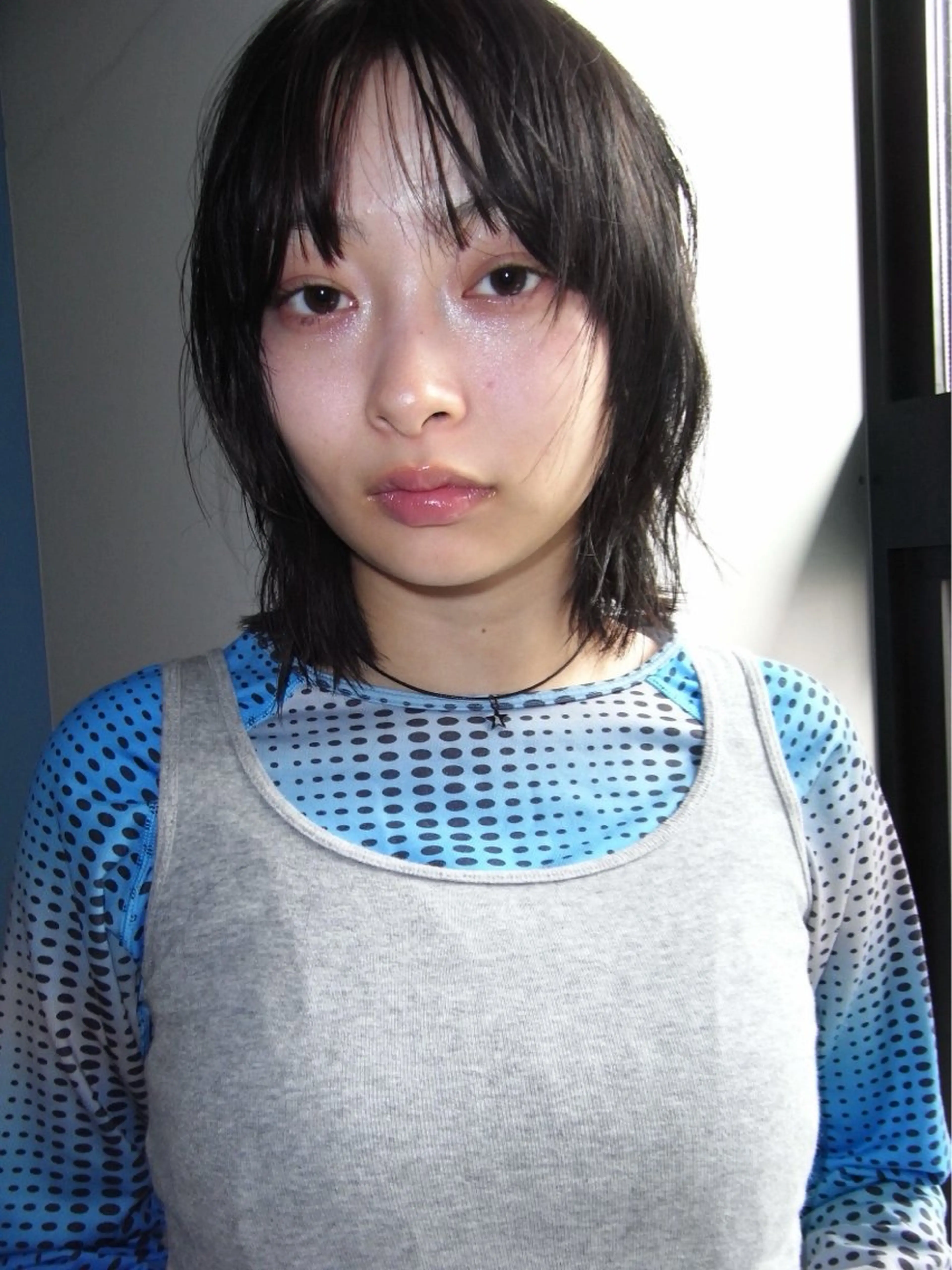 ミディアム ヘアカラー トリートメント YUUKI/ウルフ .ハイレイヤーのヘアスタイル