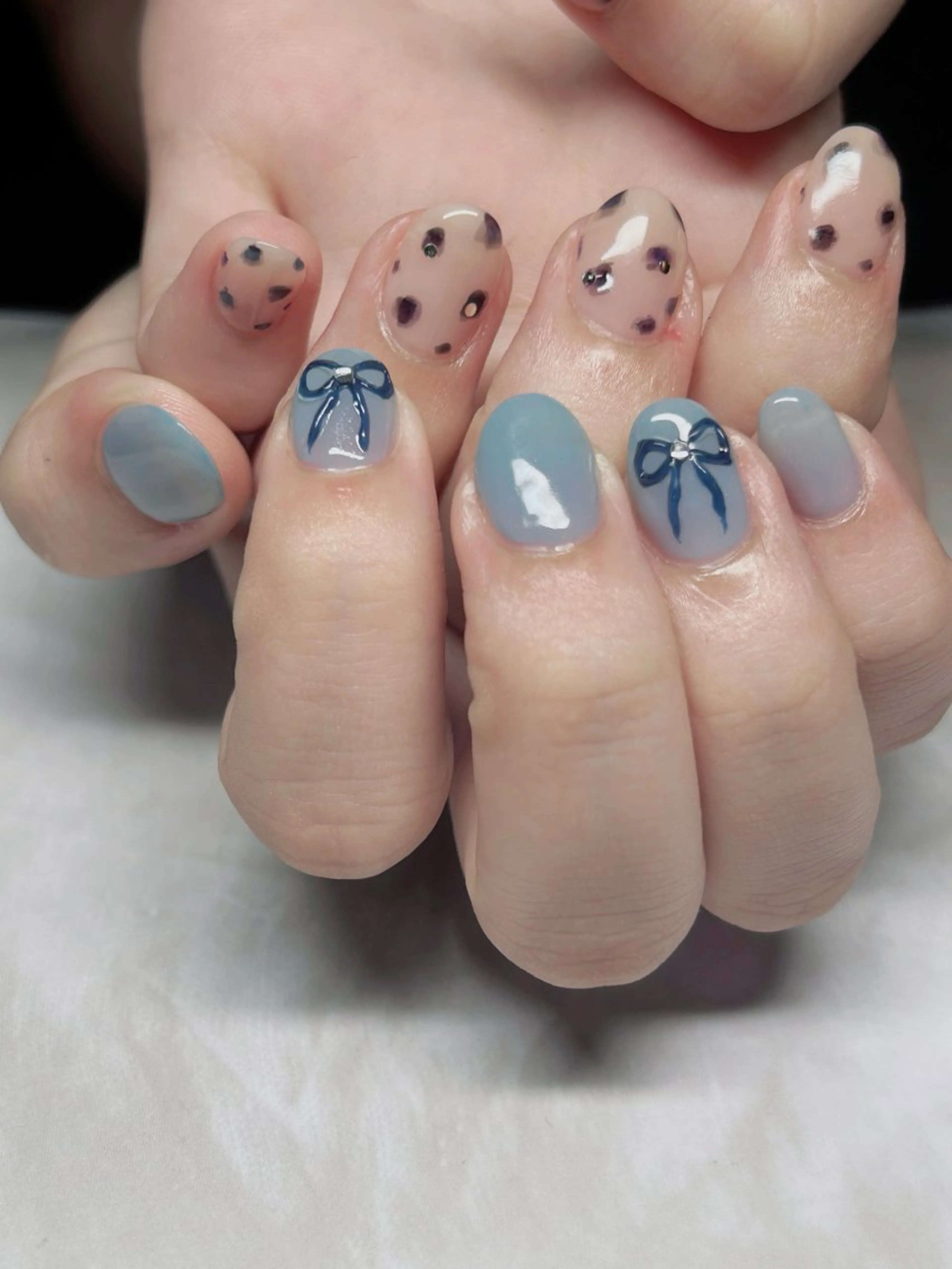 ネイル ハンドネイル AMUCI NAIL Shihomiのネイルデザイン