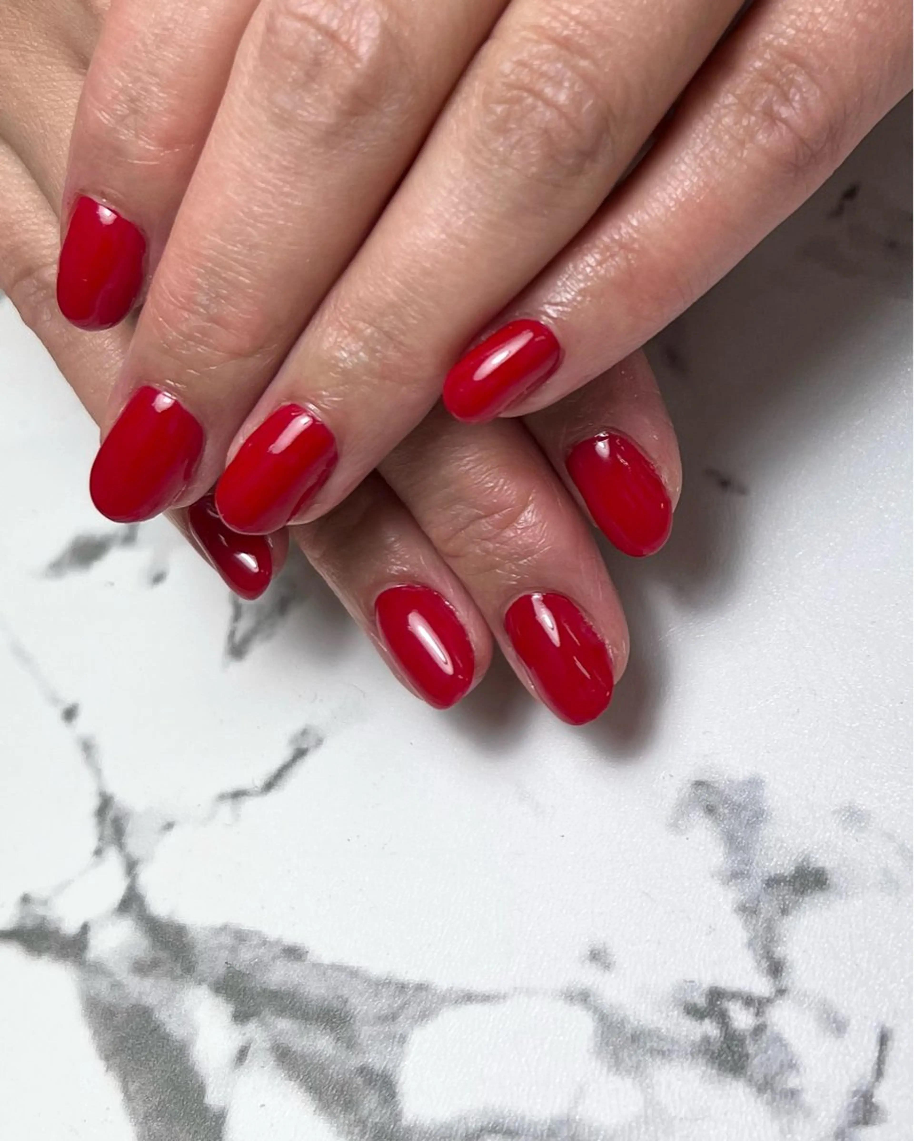 ネイル 赤色 ハンドネイル Halea きょうこのネイルデザイン