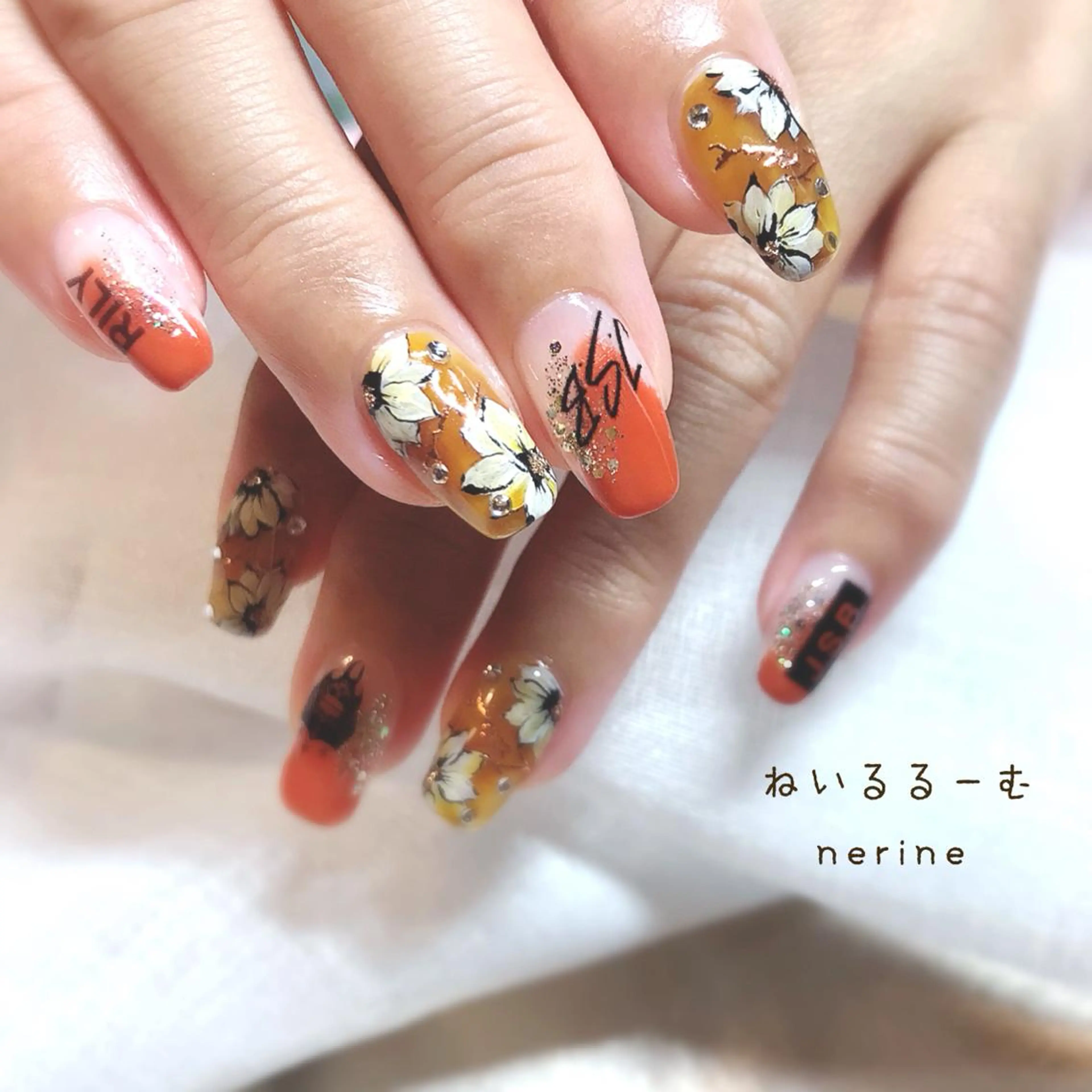 ネイル フットネイル ジェルネイル ニュアンスネイル シンプルネイル ストーンネイル NAILST Naomiのネイルデザイン