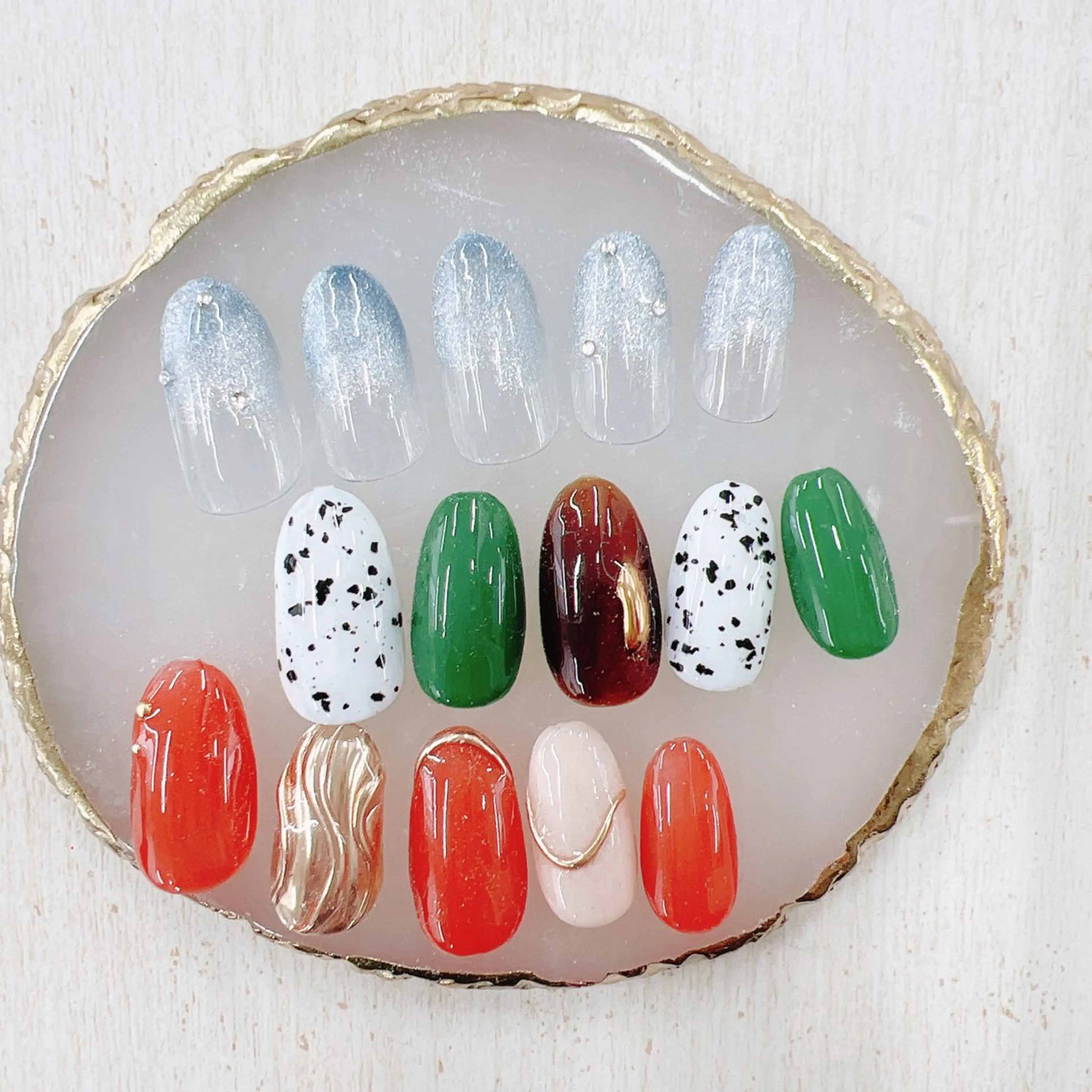 ネイル ハンドネイル 北浦和minion YUKIのマツエク・マツパデザイン