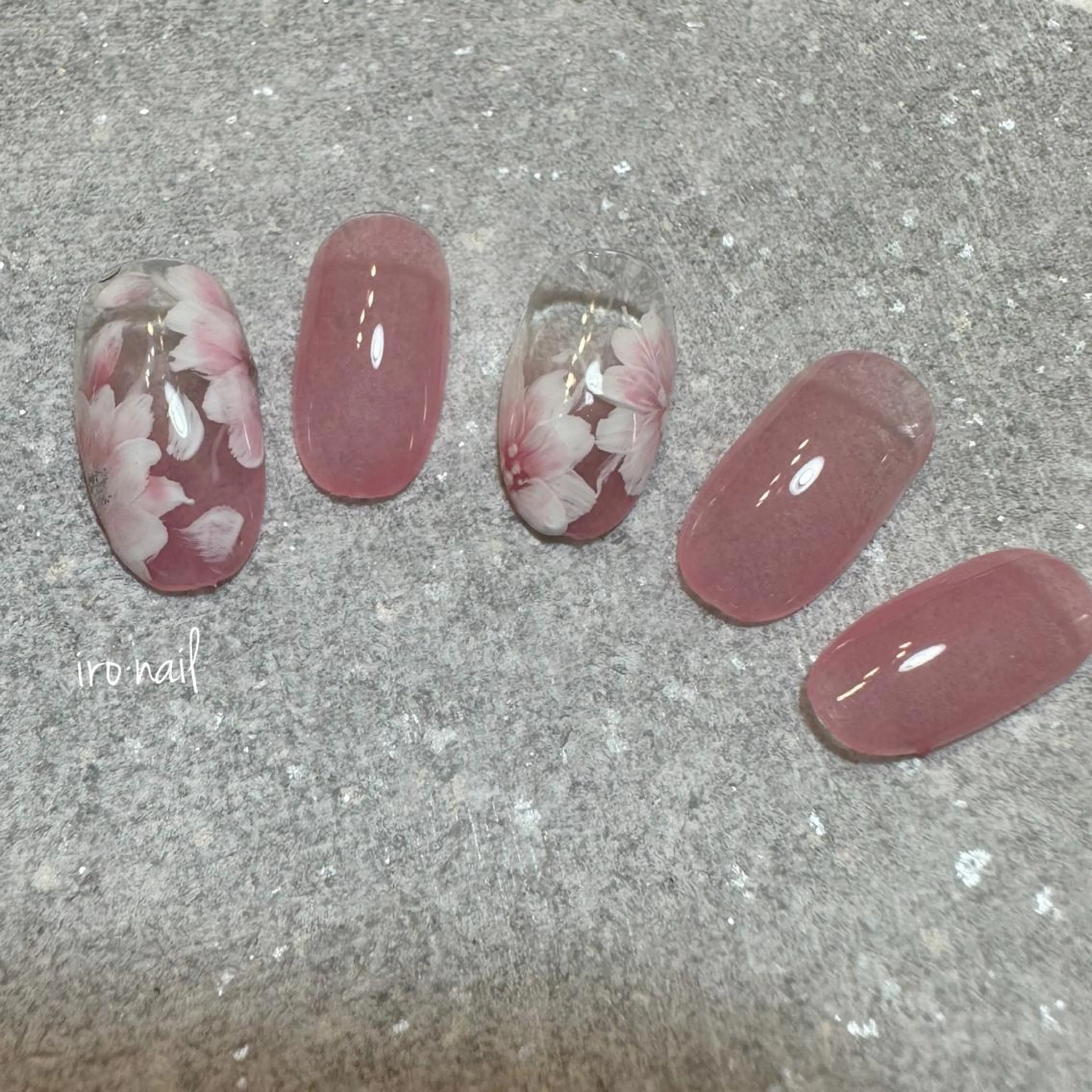 ネイル ironail -イロネイル-のネイルデザイン