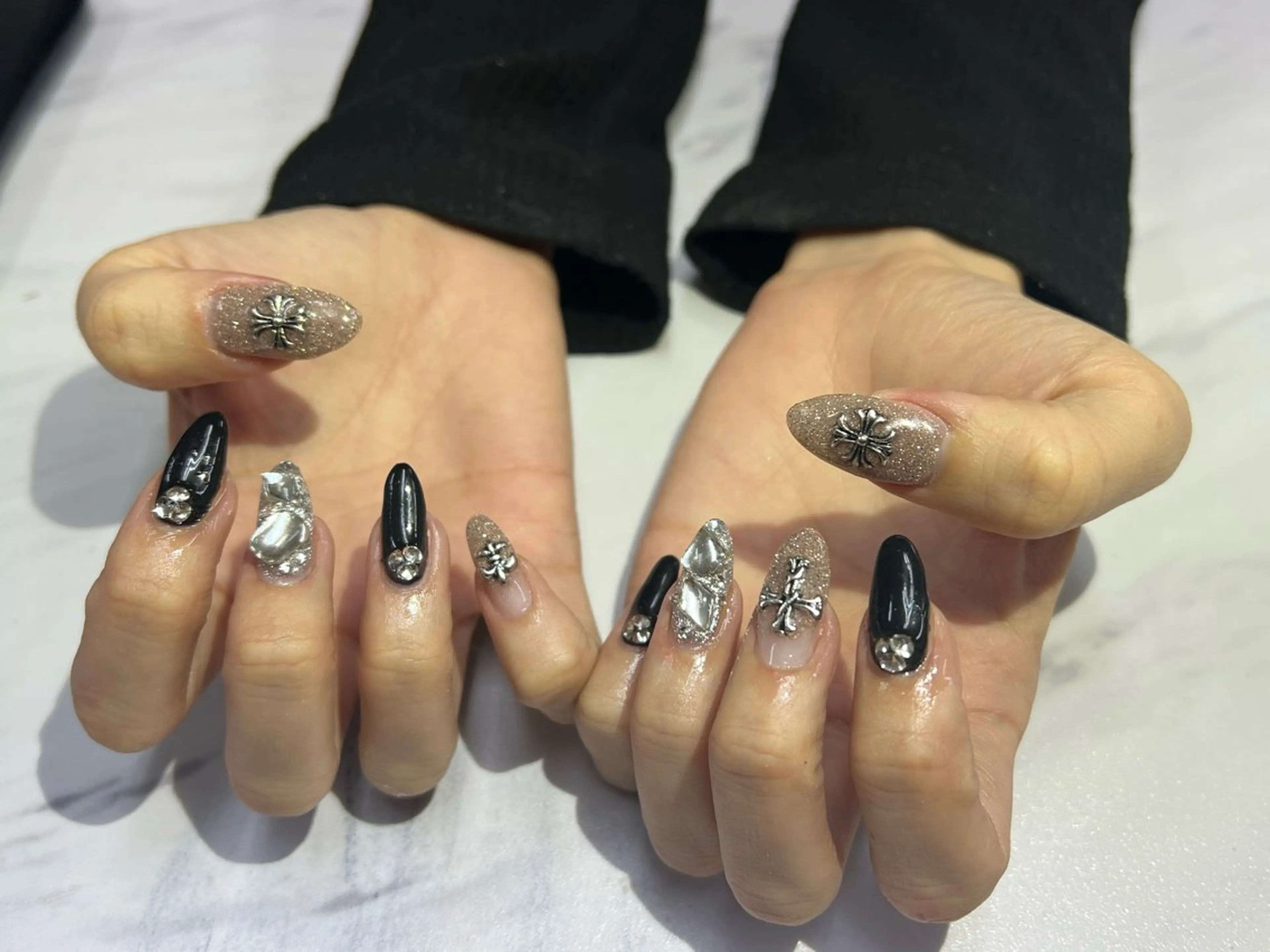 オフ有り💅長さ出し無し持ち込みデザインの写真