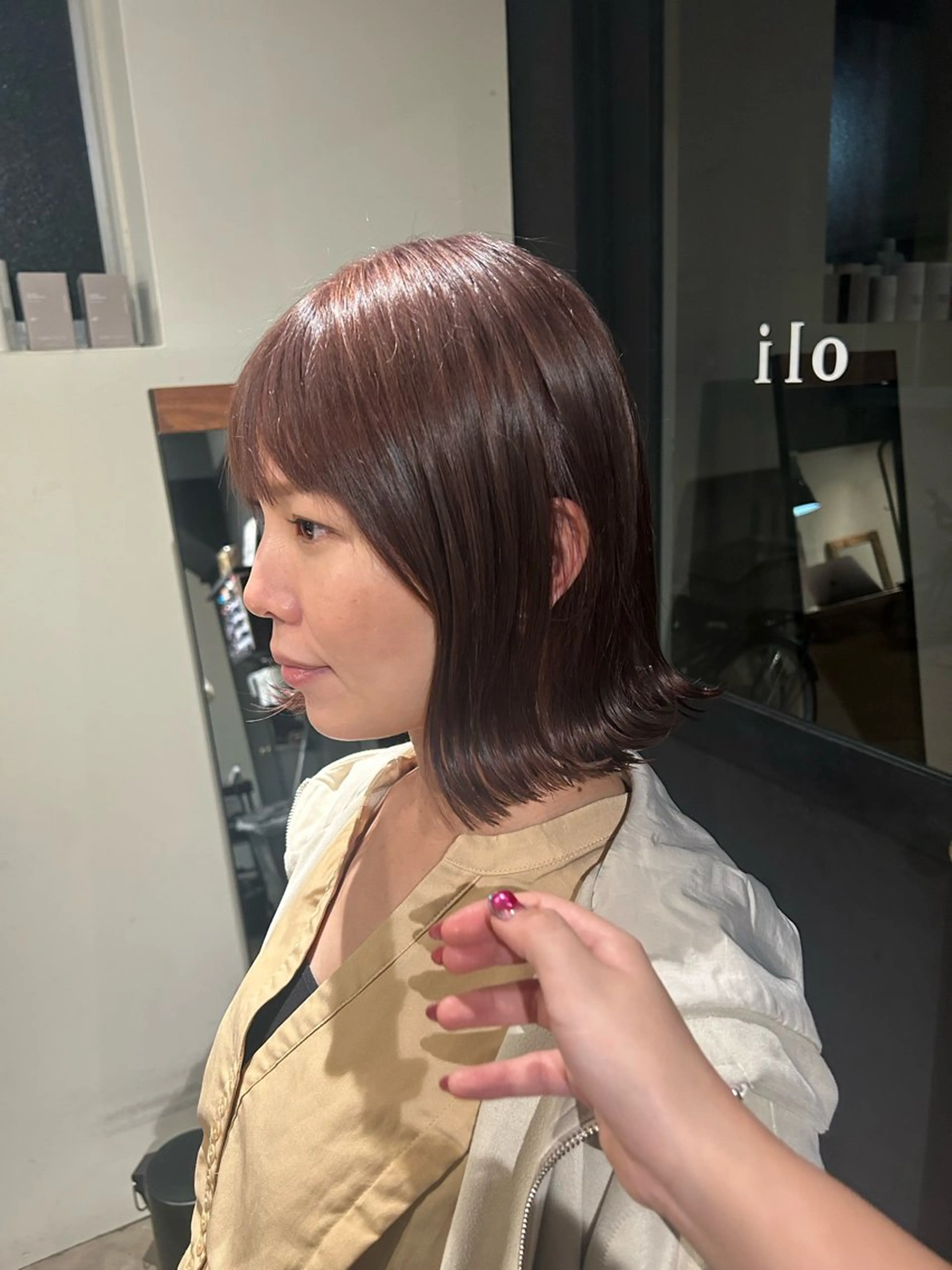 ショート カラー メイ🩰透明感カラー レイヤーカットのヘアスタイル