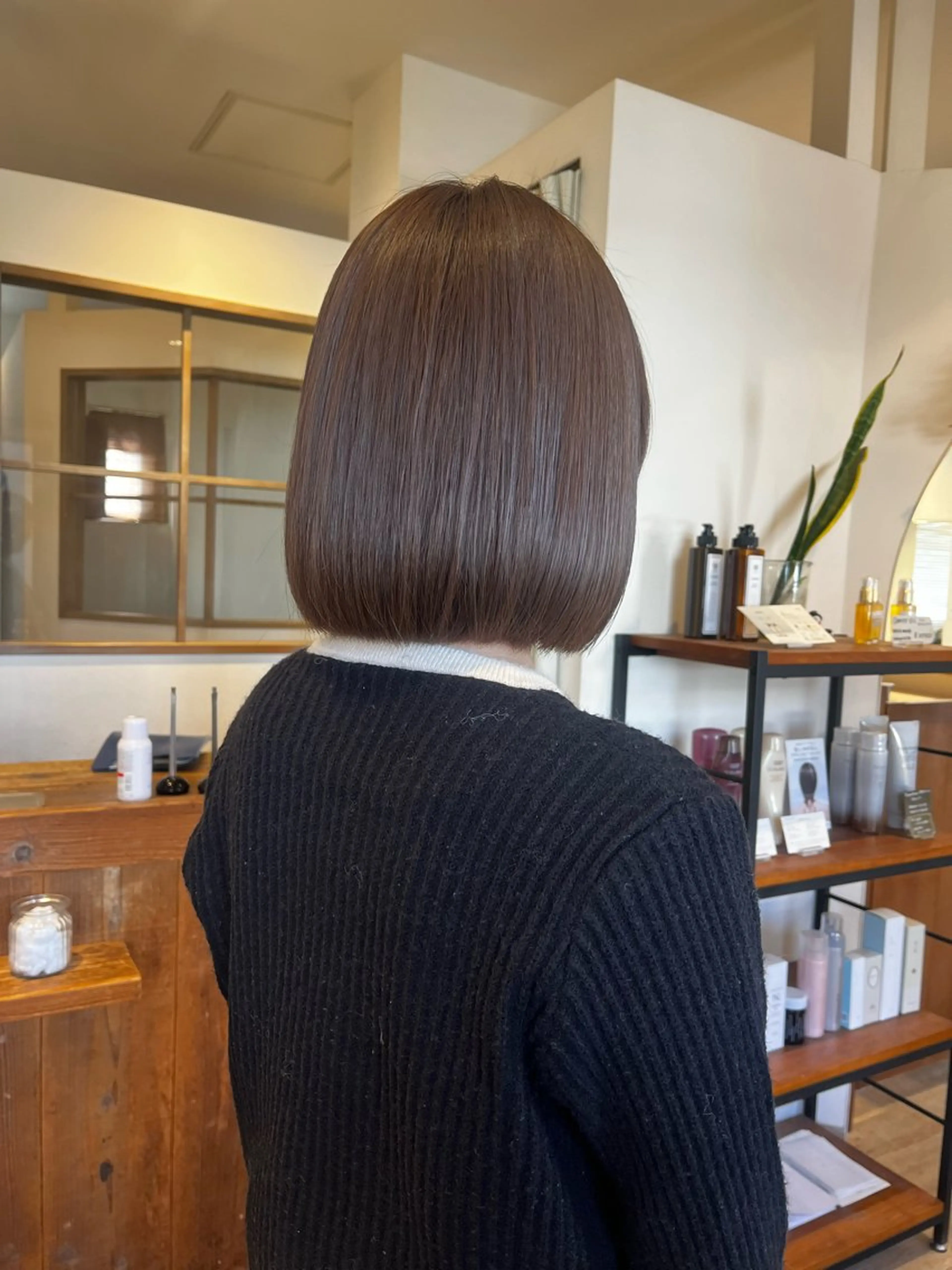 ミディアム カラー ブリーチ 透明感カラー ダブルカラー ブリーチなしカラー トリートメント カット ヘアカラー トリートメント 上品な暖色/丸みボブ Chie🪷のヘアスタイル
