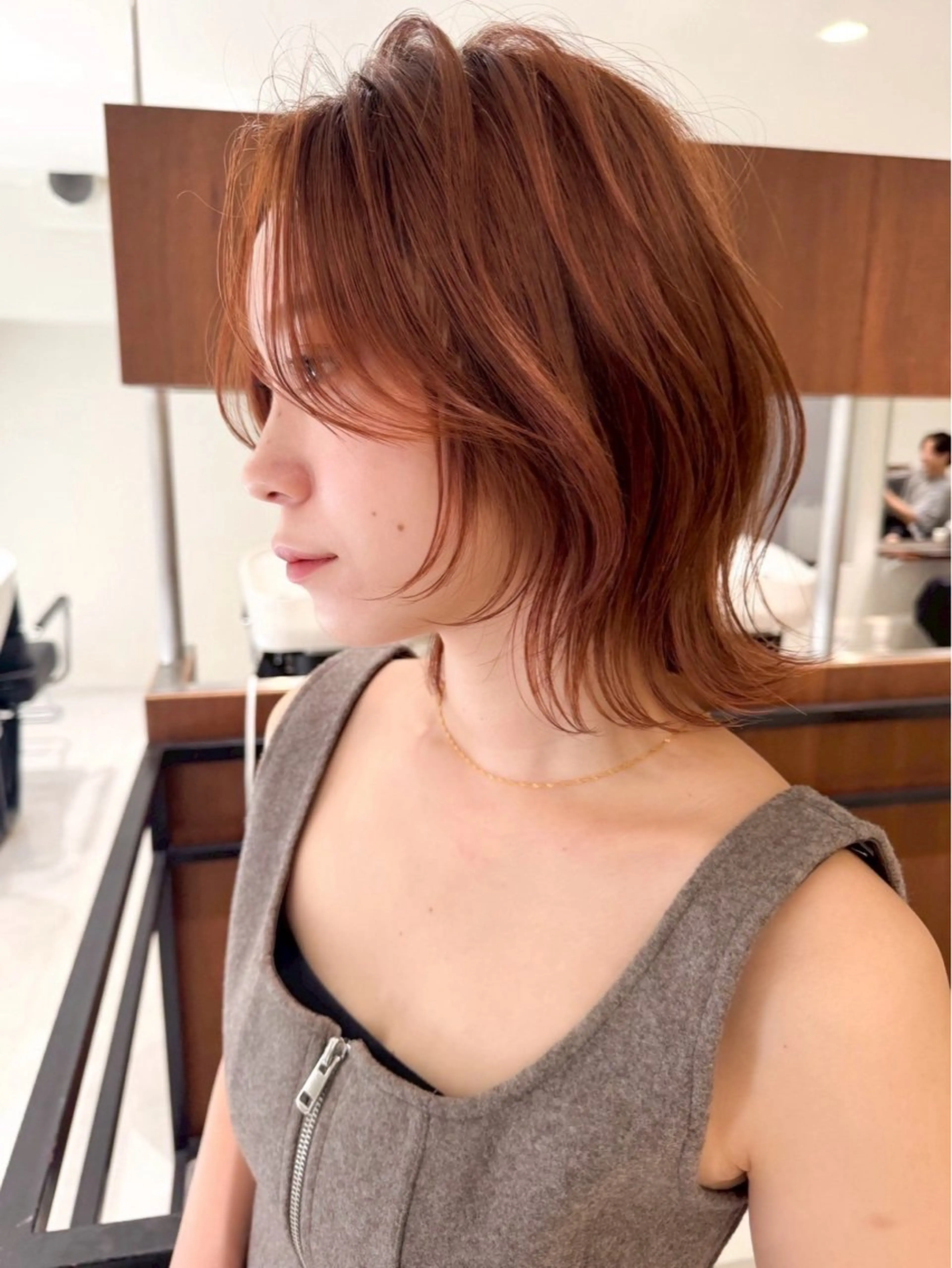 ミディアム カラー ボブ 顔まわりレイヤー 顔周りカット レイヤーカット 外ハネヘア カット ヘアカラー トリートメント 🌈透明感カラー🌈 🌟吉田祐介🌟のヘアスタイル