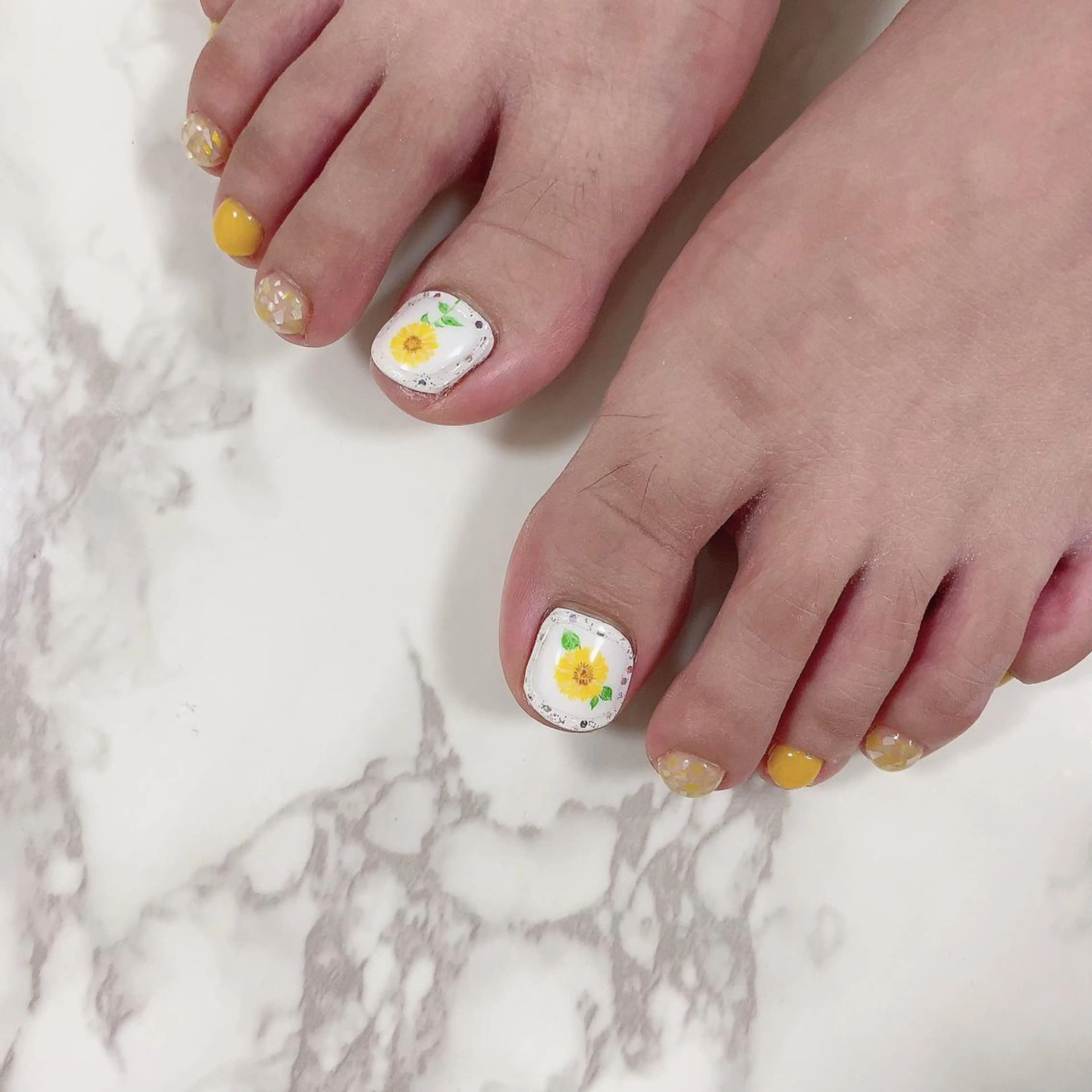 ネイル フットネイル SOL NAILのネイルデザイン