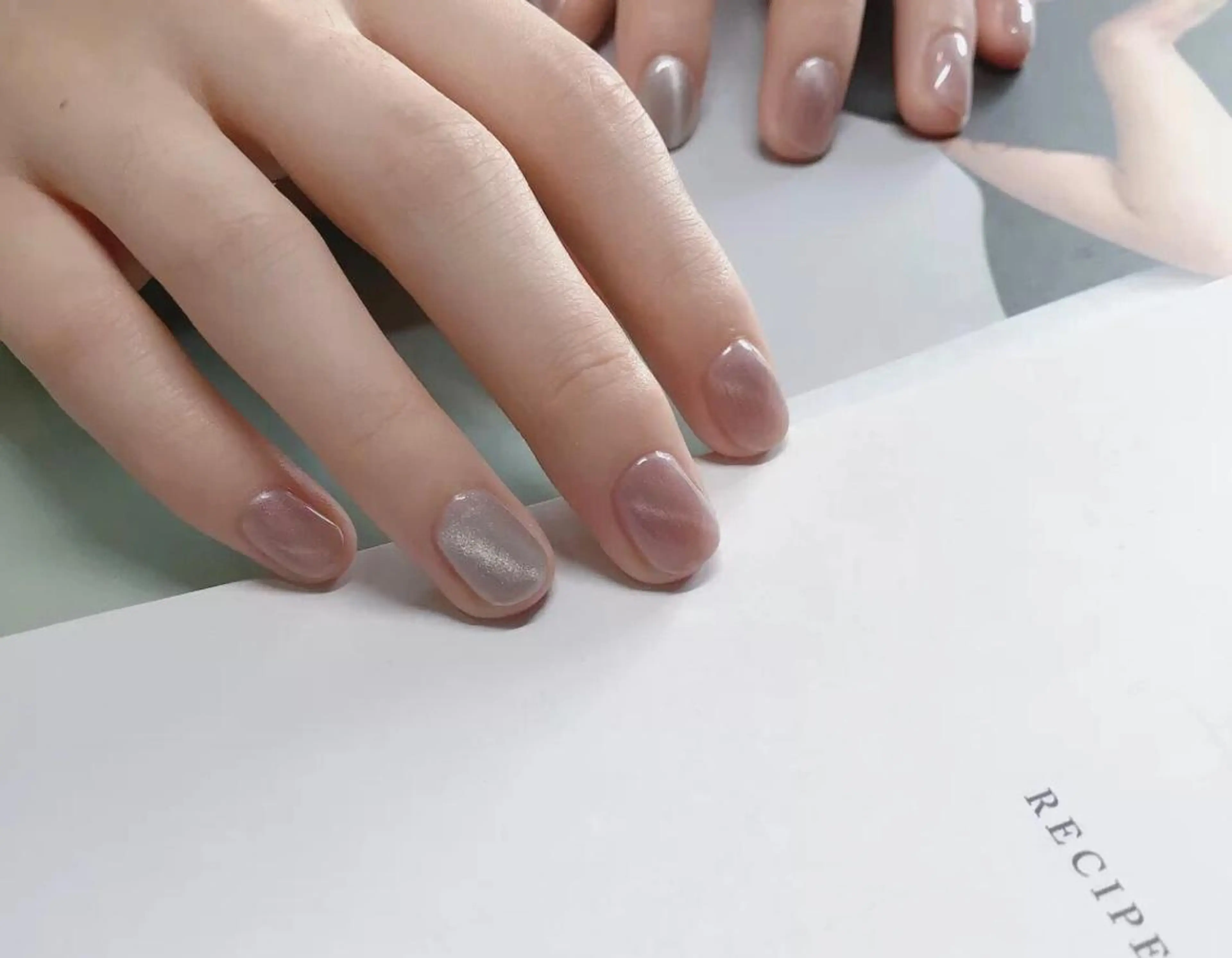 ネイル 横浜市中区曙町 ネイルE·U·Bのネイルデザイン