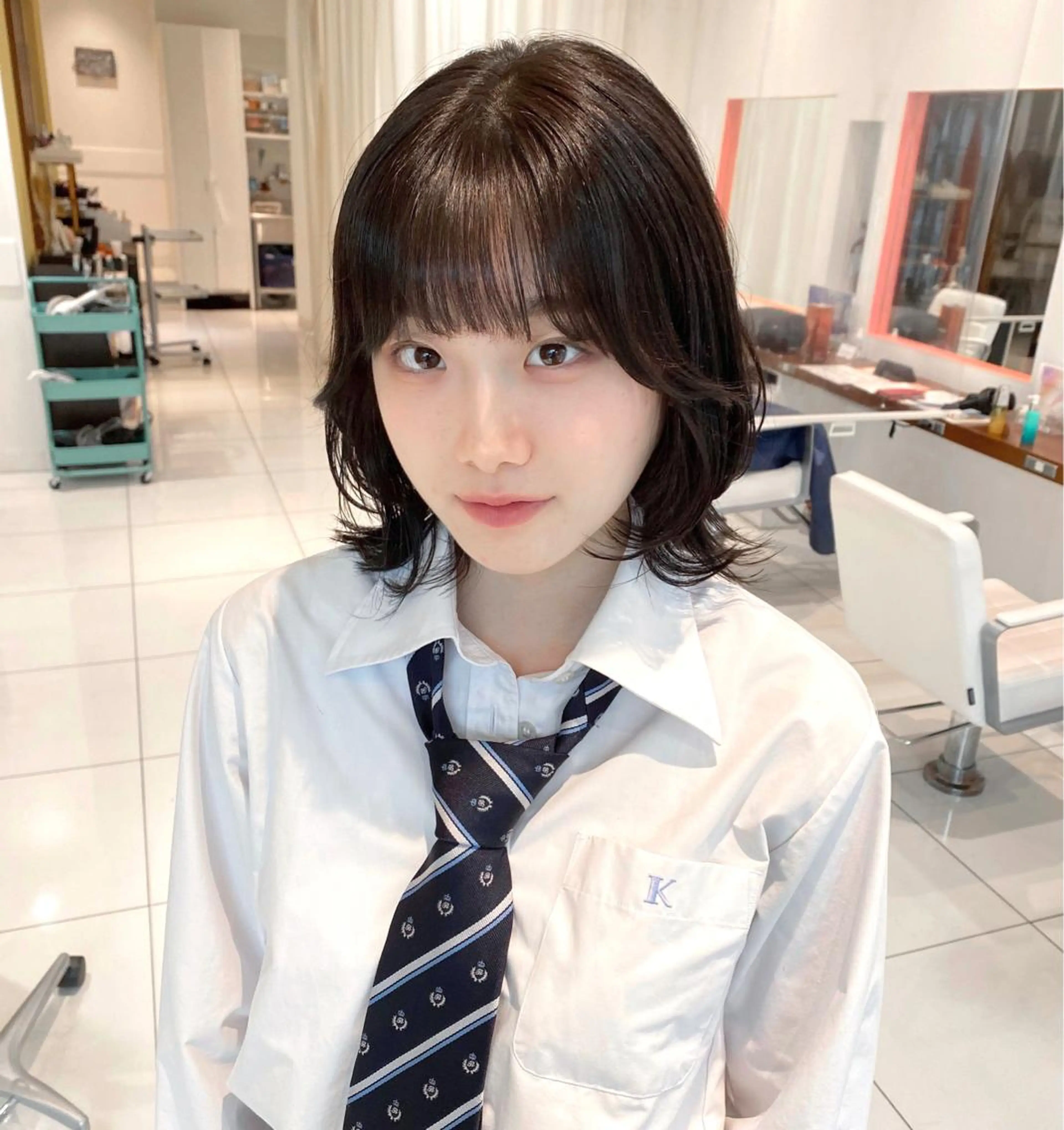 ミディアム カラー HOLON池袋所属・ウルフカット ハッシュカット/七海のヘアスタイル