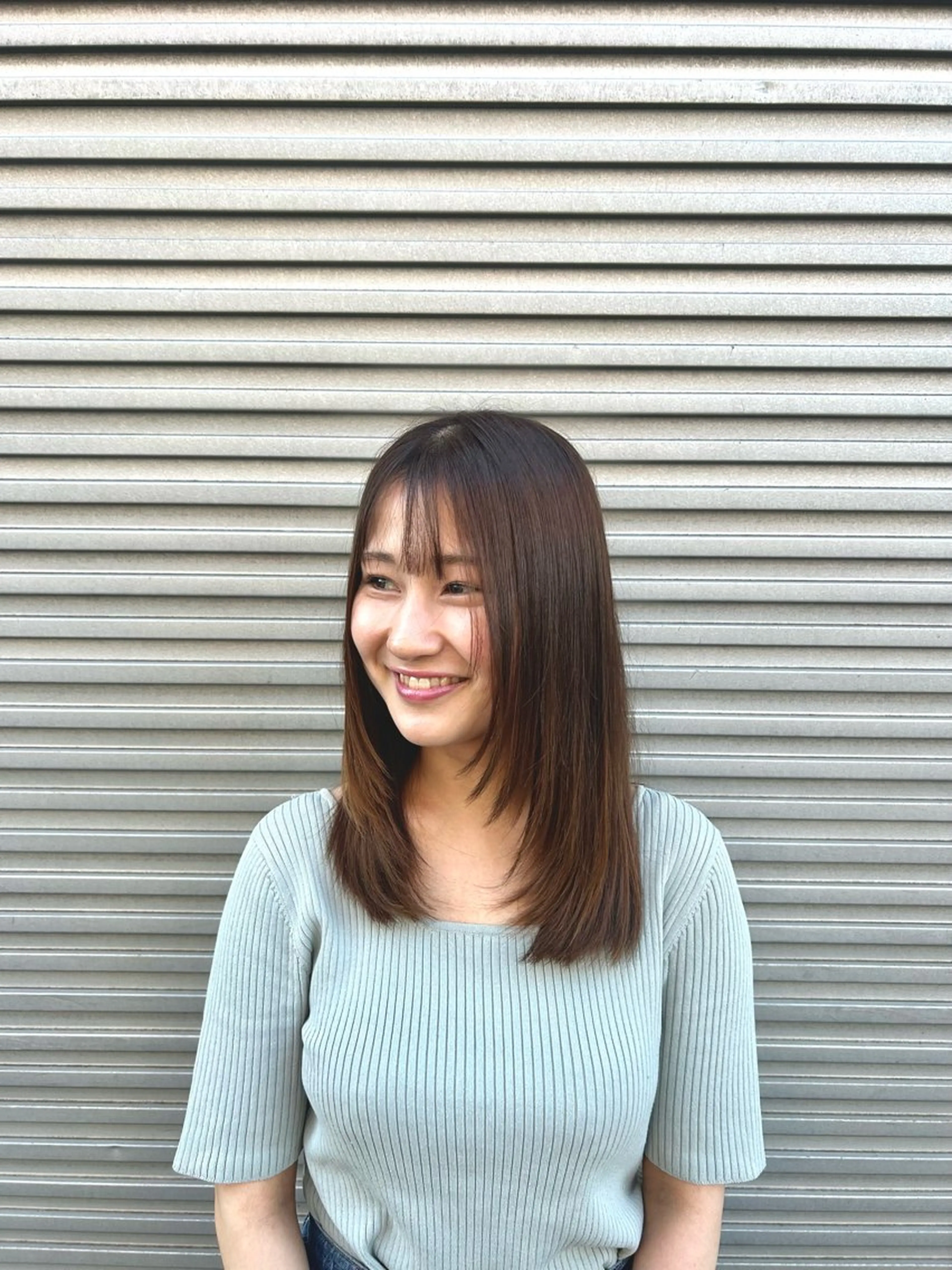 ミディアム 顔周りカット レイヤーカット 🩷愛咲🩷レイヤー /透明感カラーのヘアスタイル