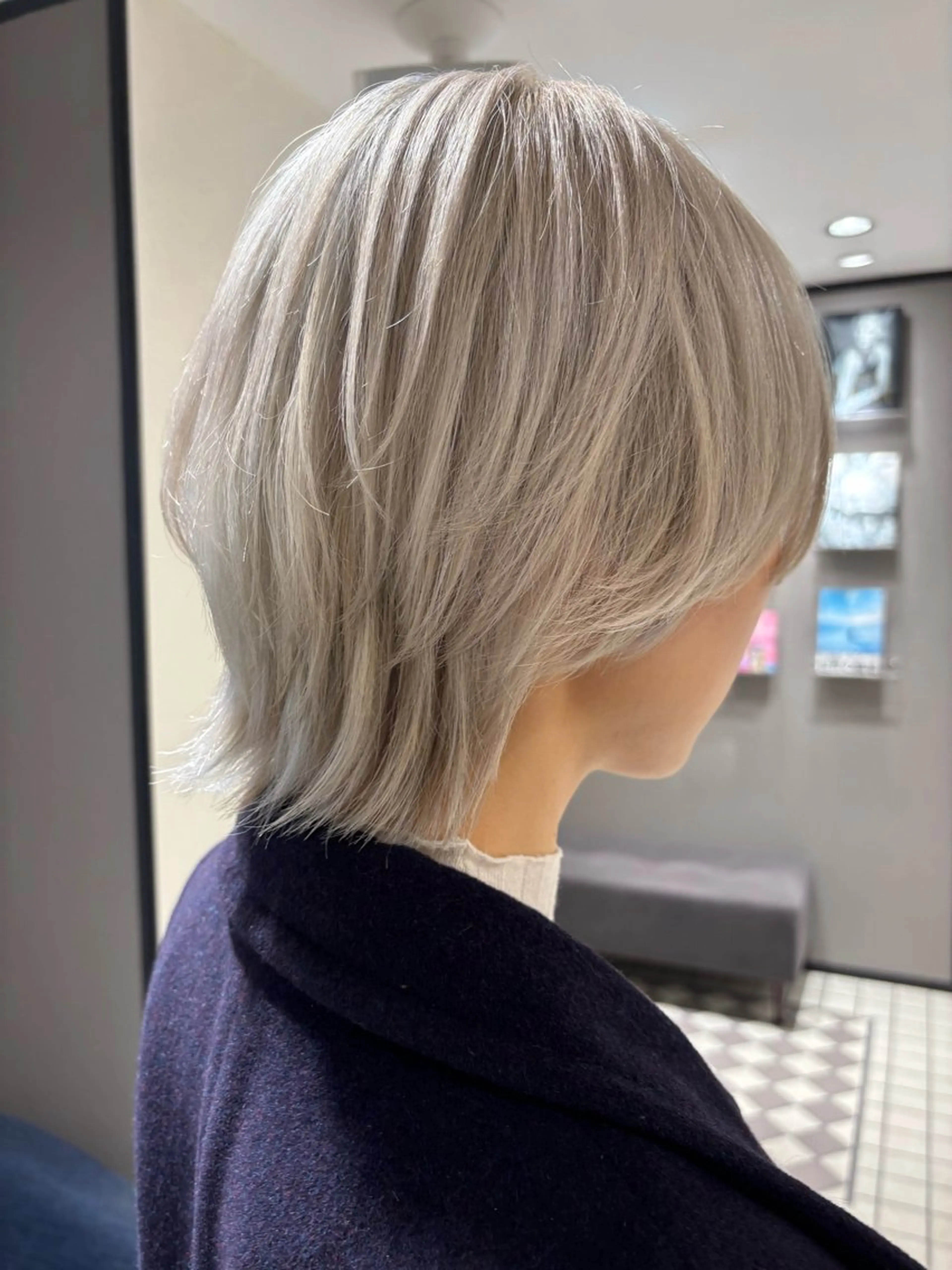 ショート ヘアカラー Ma ruのヘアスタイル