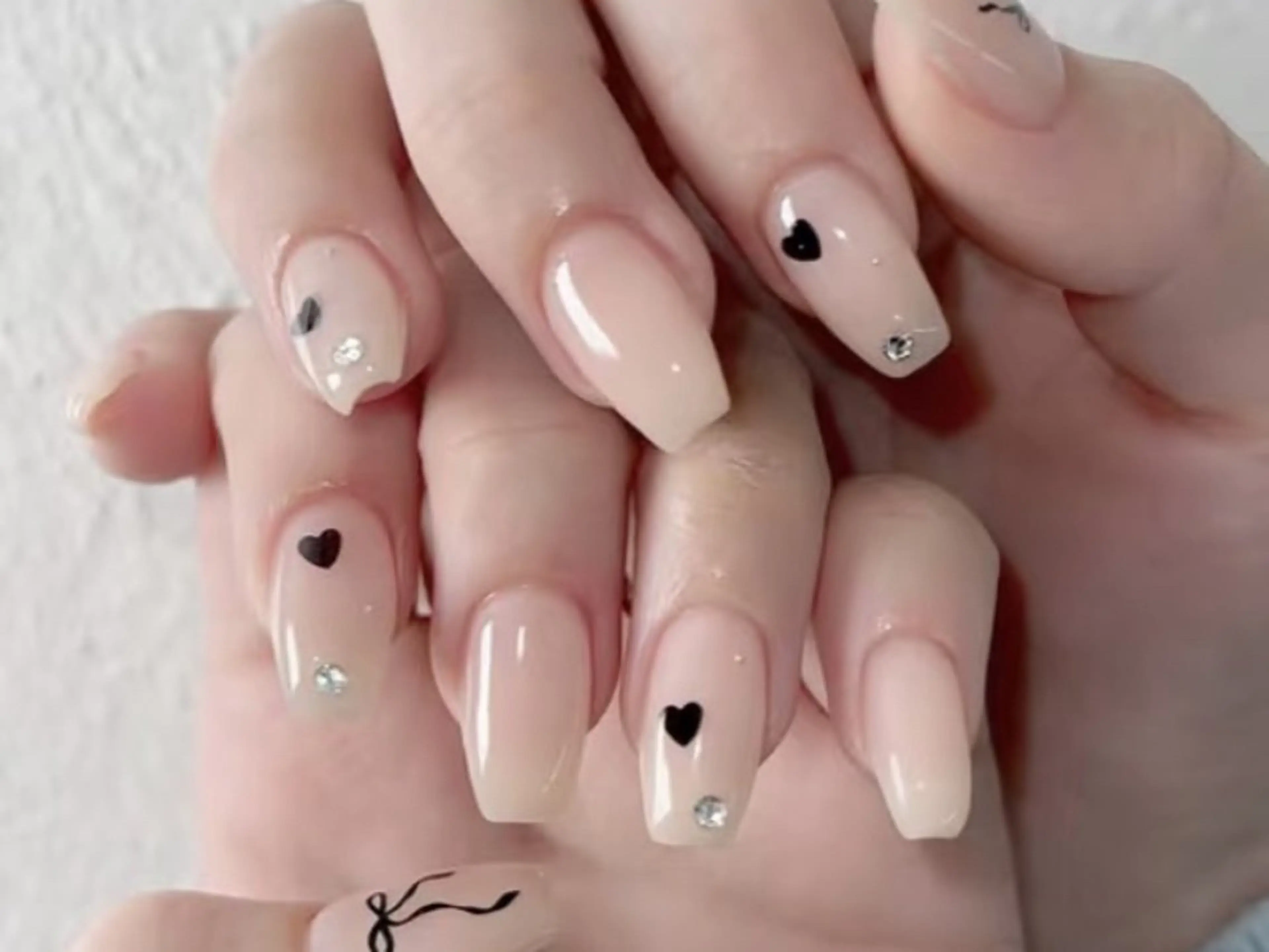 ネイル チークネイル フットネイル フレンチネイル ジェルネイル ガーリー ハンドネイル Liora nail スカルプ専門店のネイルデザイン