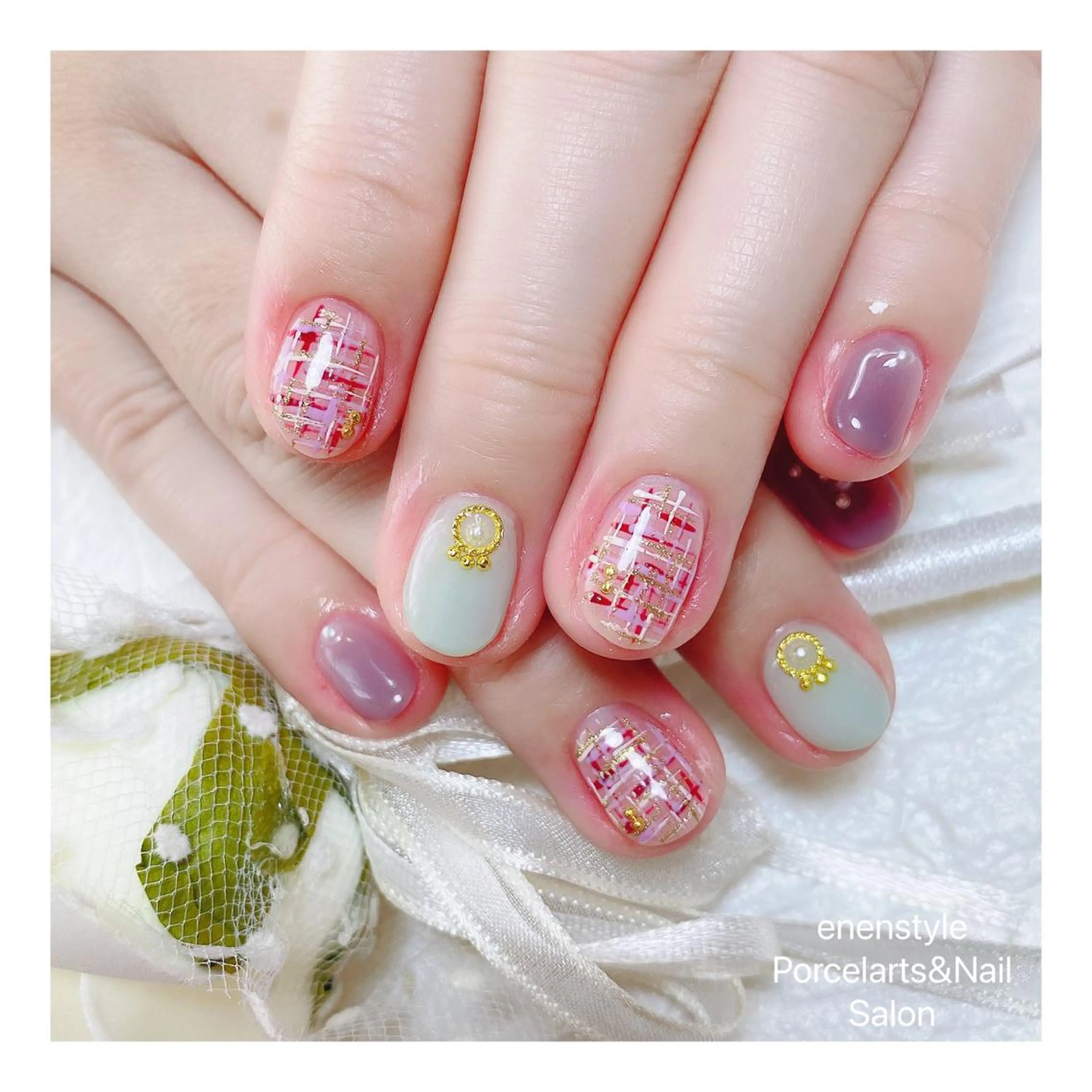 ショート ネイル 👑enen style👑のネイルデザイン