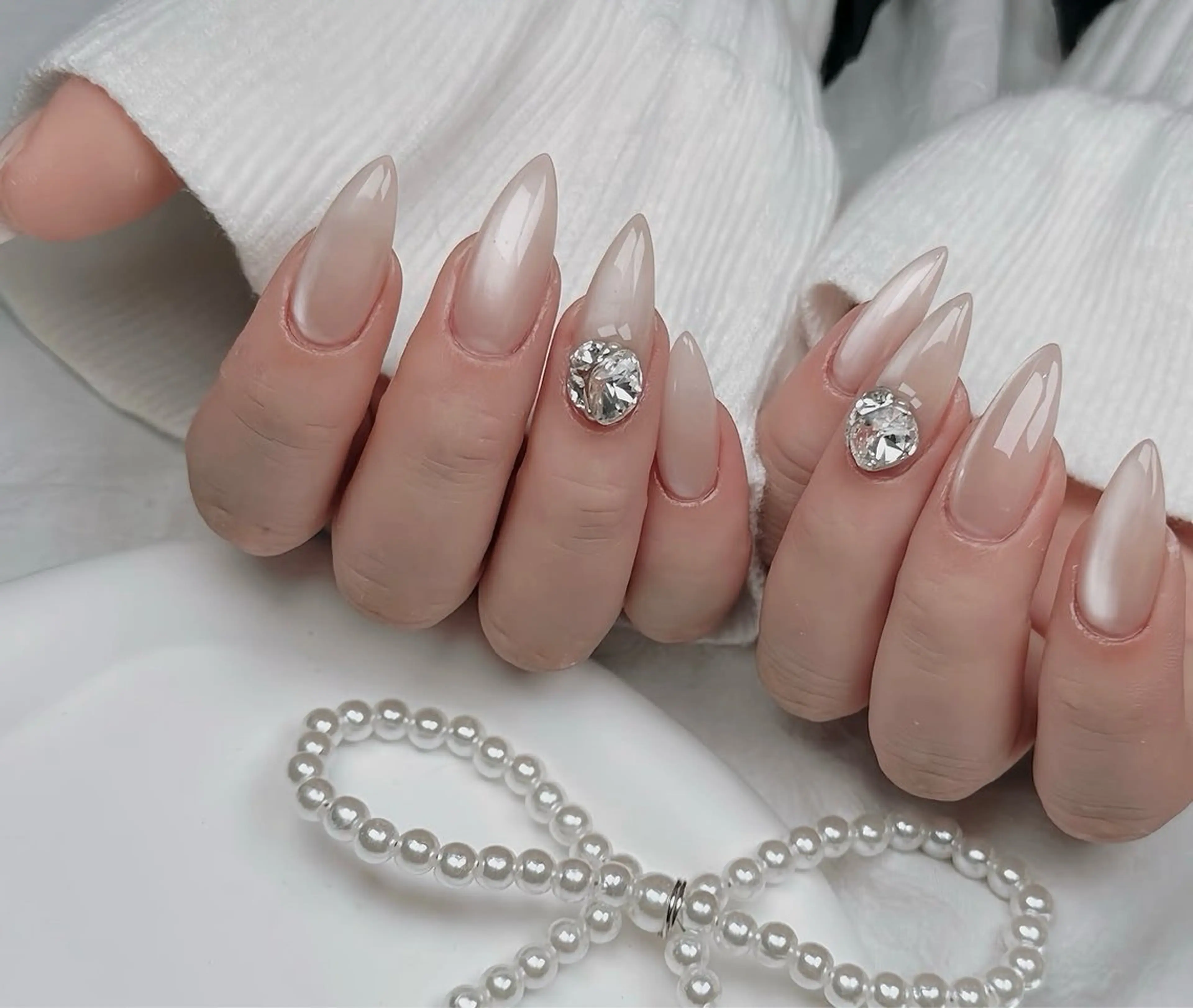 セミロング ハンドネイル Aila Nail ShinOkubo所属・Aila Nail ShinOkuboのネイルデザイン