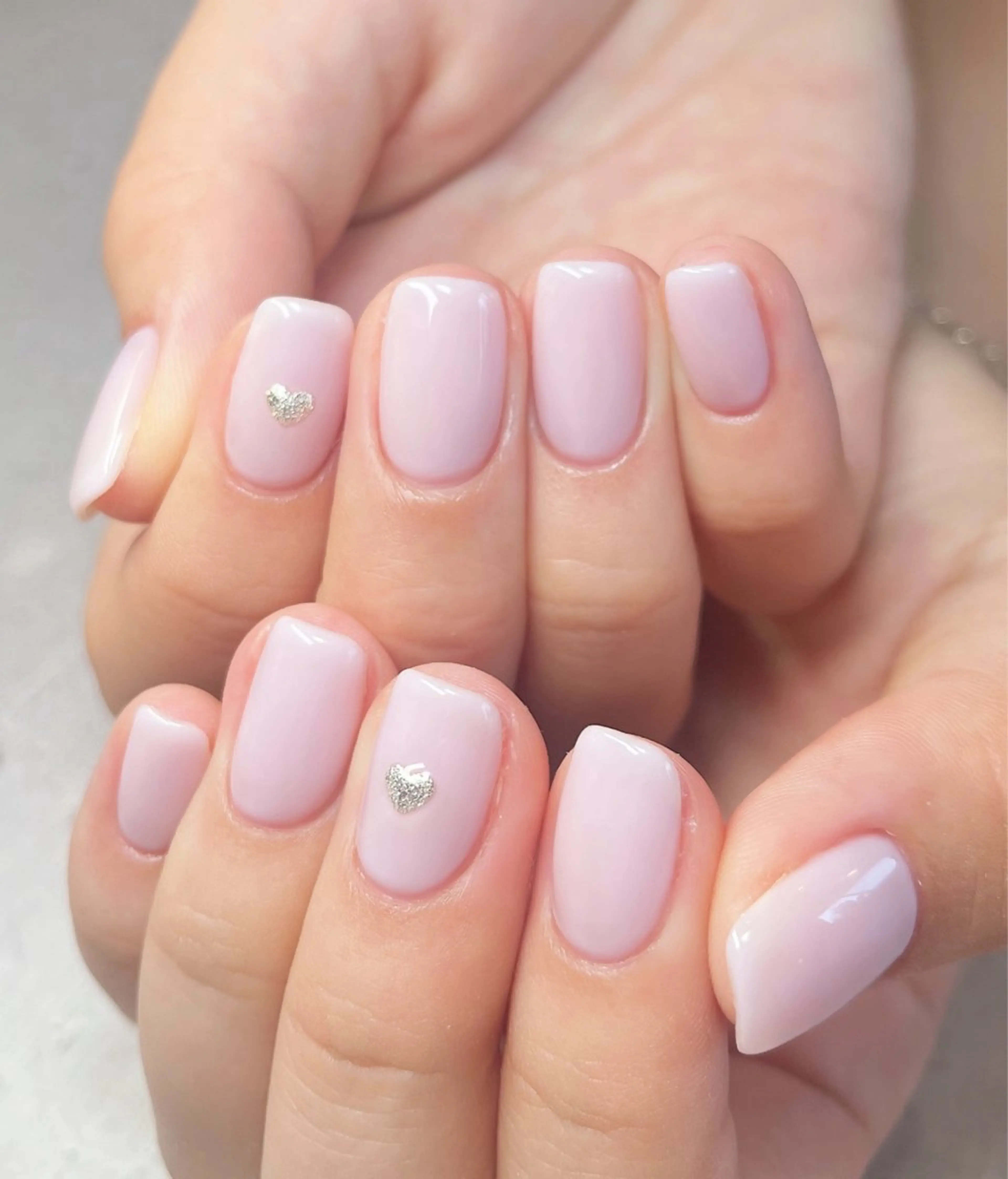 ネイル 持ち込み ワンカラーネイル シンプルネイル 吉田  （ネイリスト）のネイルデザイン