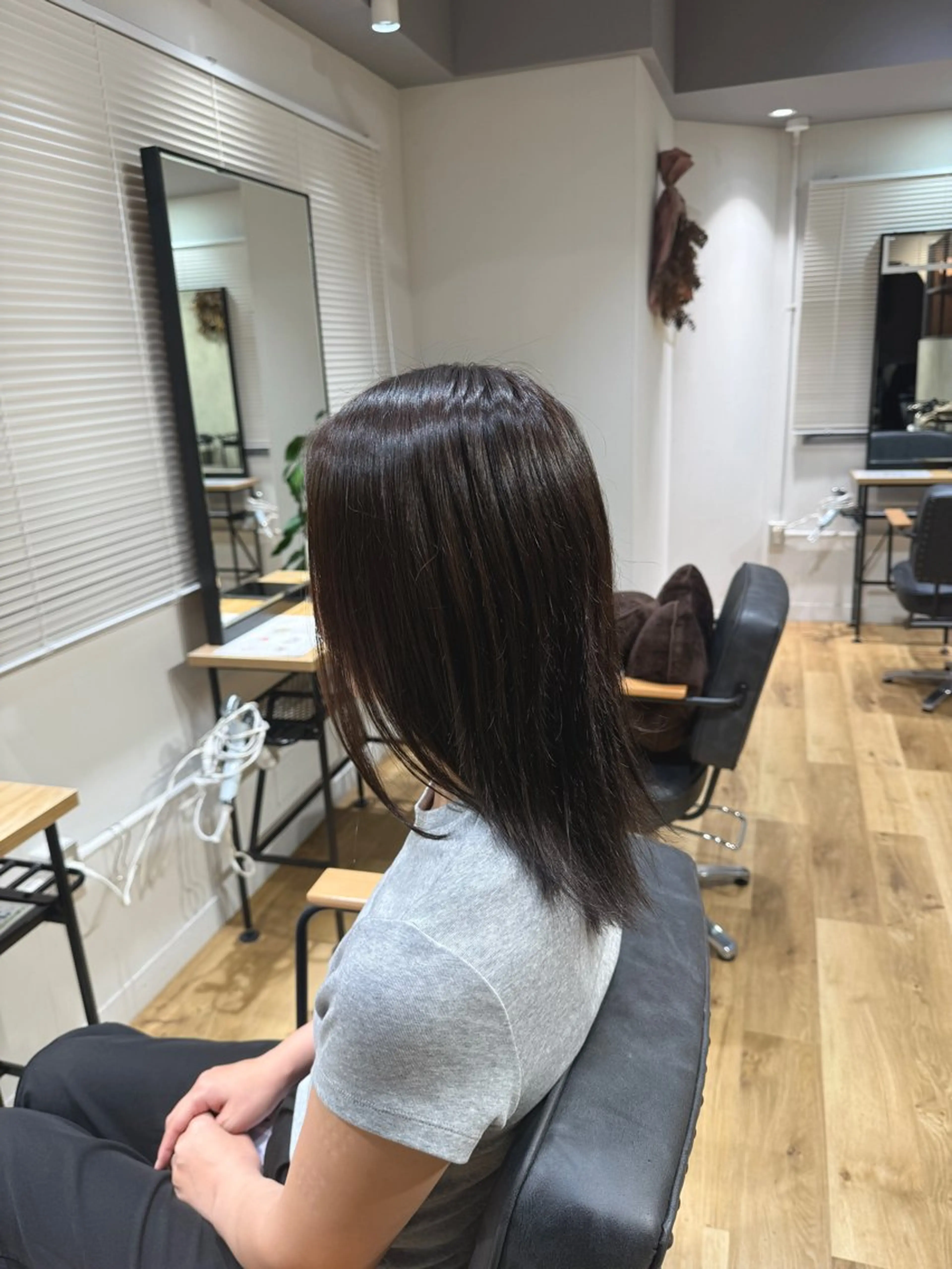 ミディアム カラー アッシュ アッシュブラウン ブラウンカラー ヘアカラー 中村 凜のヘアスタイル