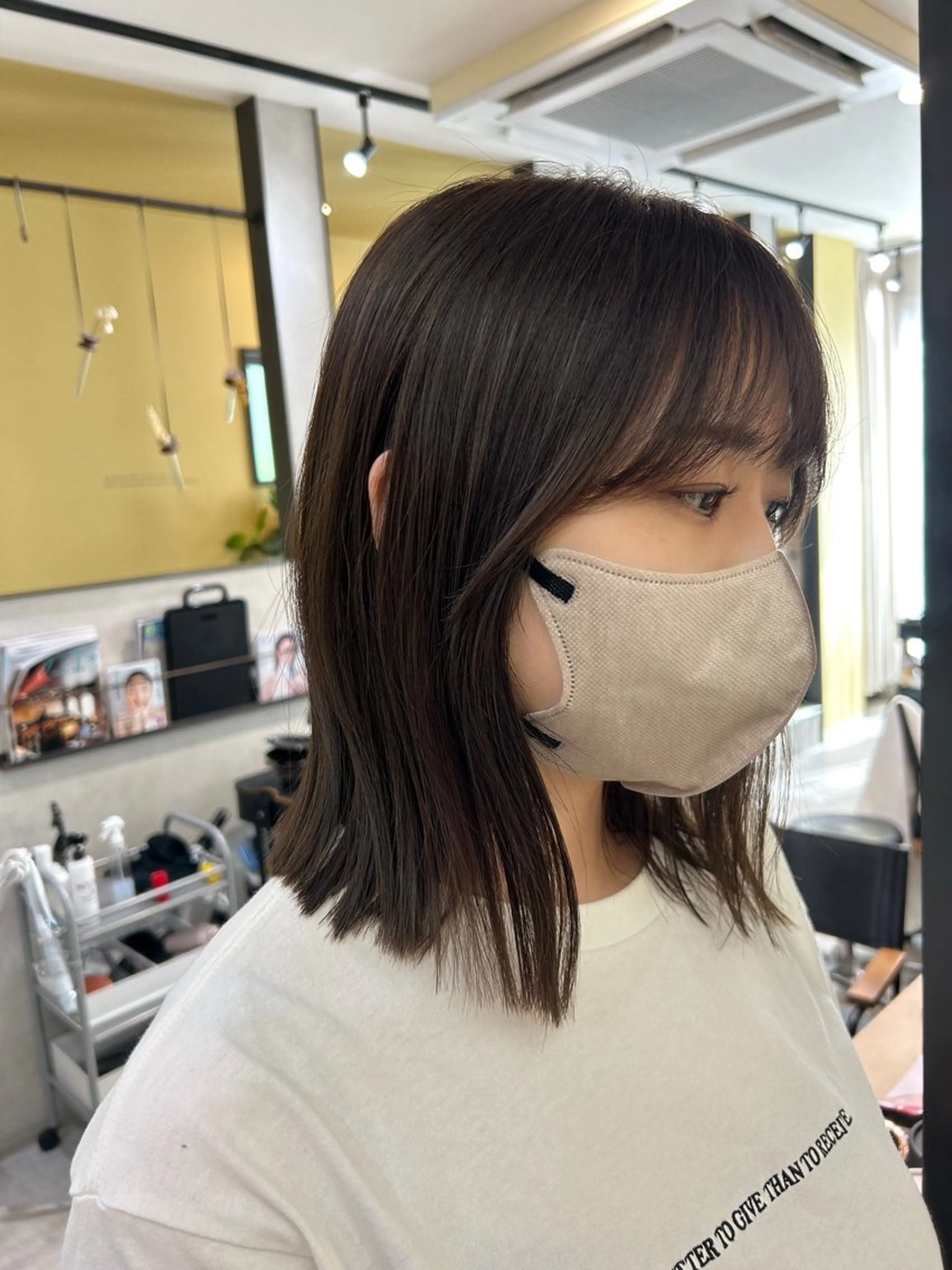 ミディアム カラー ベージュカラー オリーブベージュ hub hair レイヤー/透明感のヘアスタイル