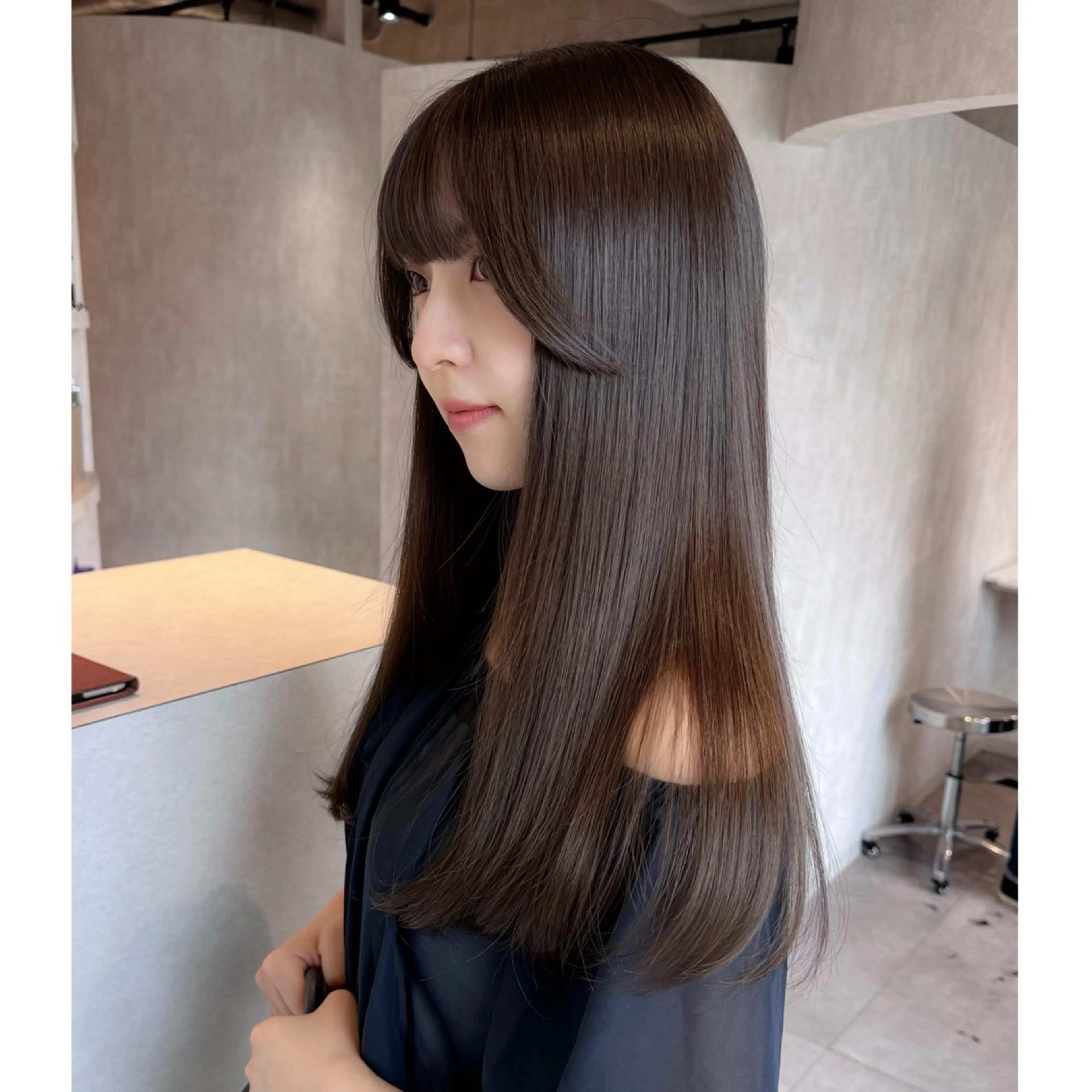 ロング カラー ブリーチ ヘアカラー トリートメント miyu /トレンド カラー×艶髪のヘアスタイル