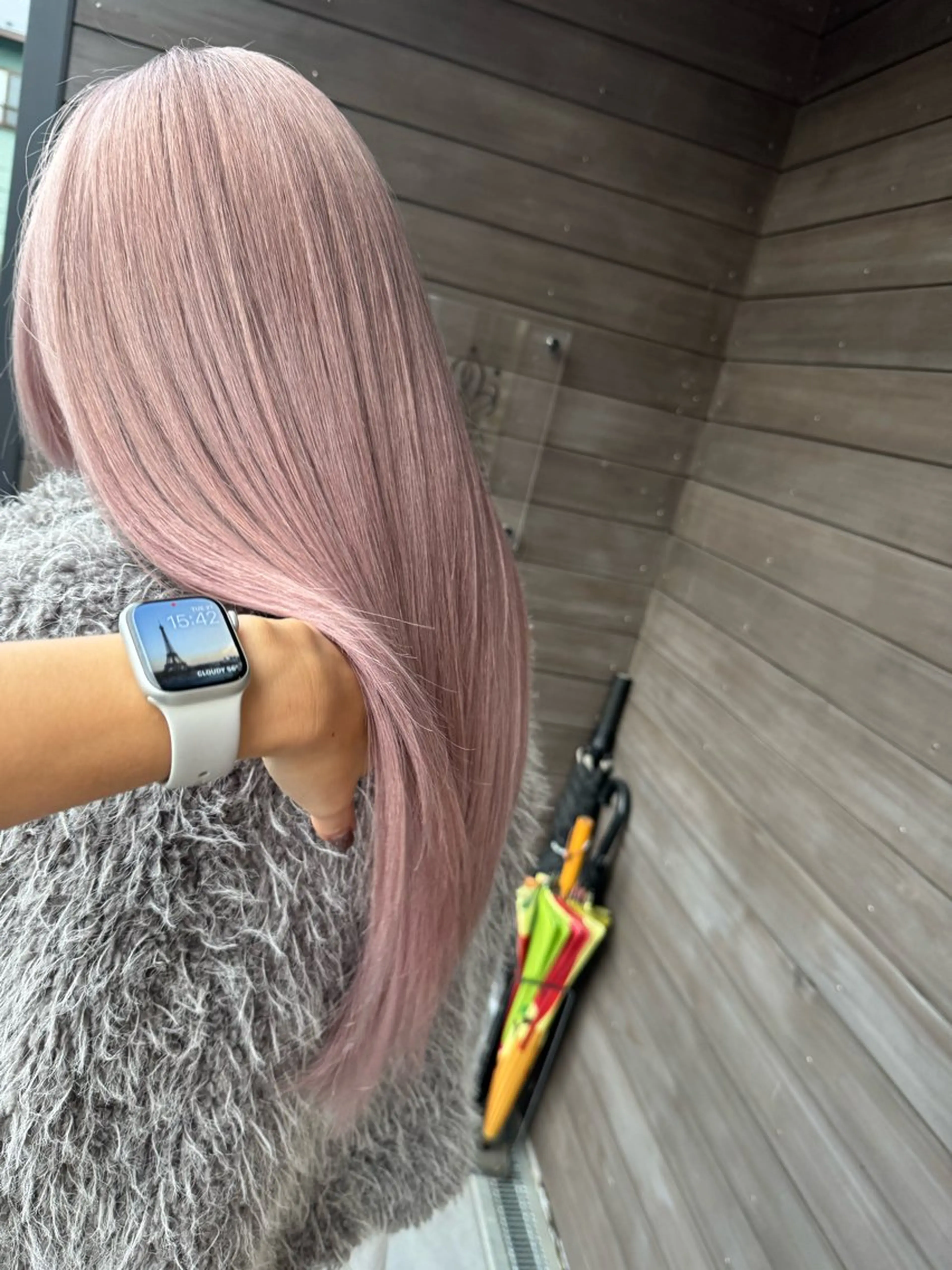 ロング ヘアカラー 鈴木 妃帆未のヘアスタイル