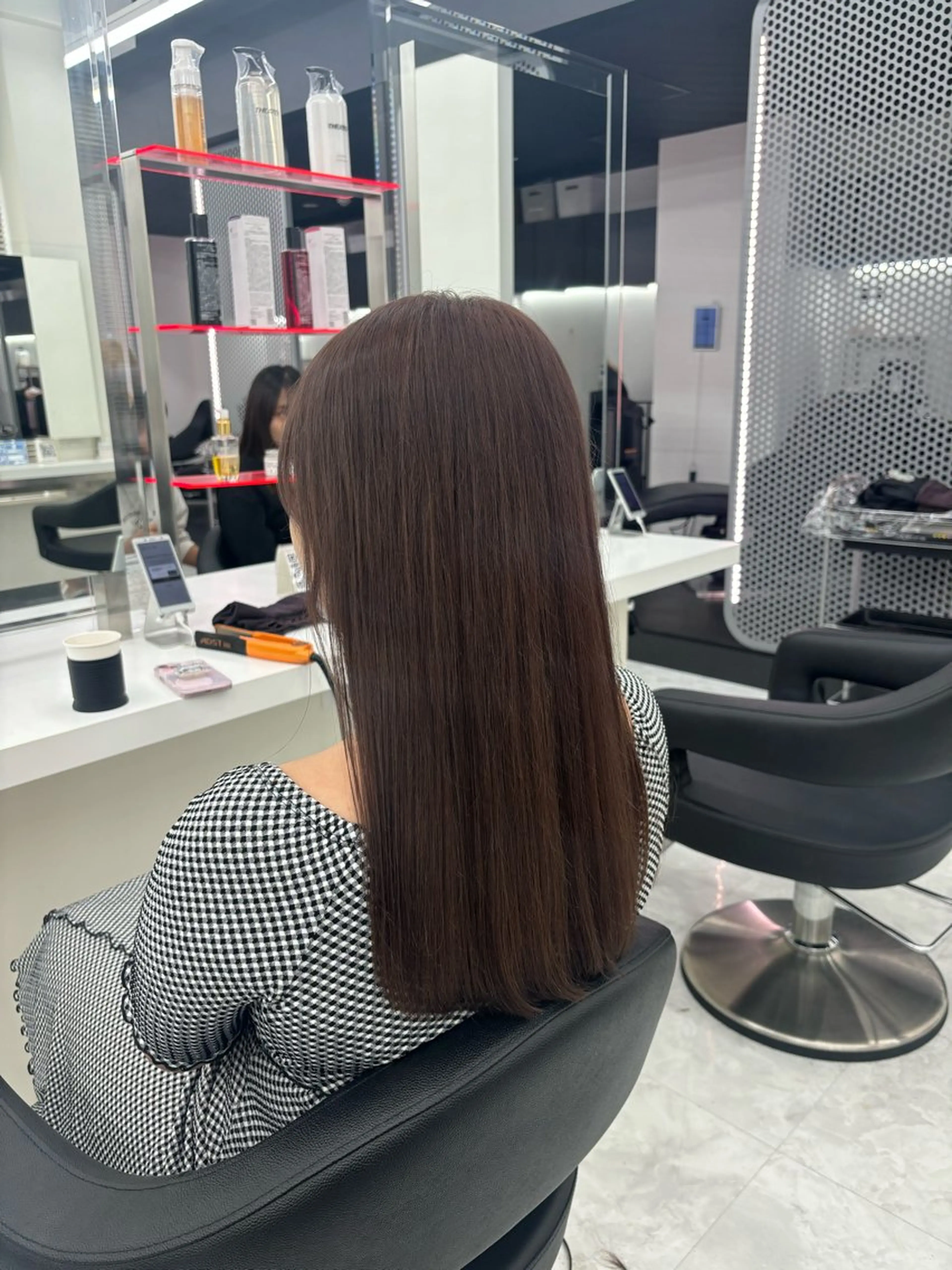 セミロング カラー 🤍レイヤー/顔周り /hirari🤍のヘアスタイル