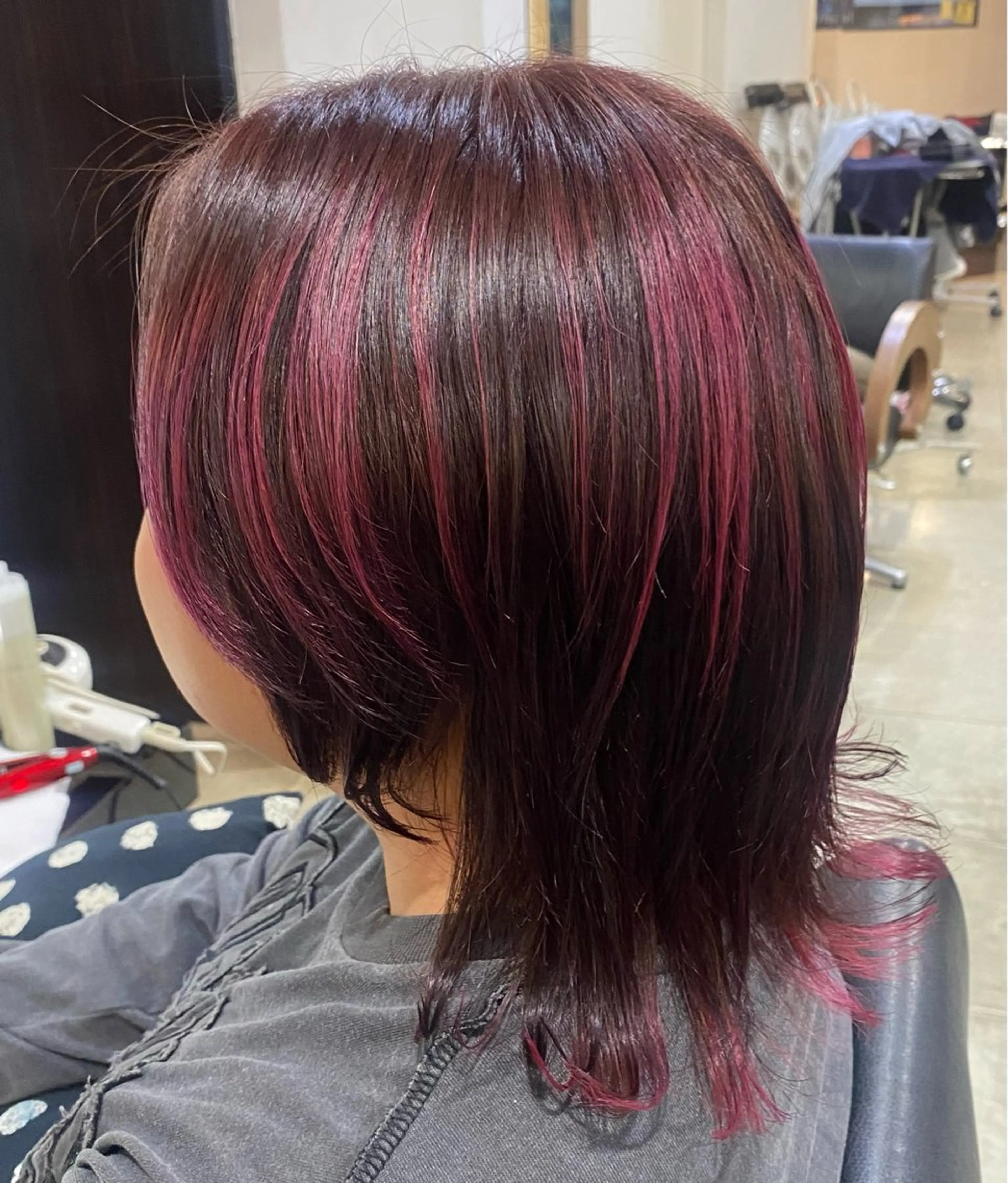 ミディアム カラー ヘアアレンジ デザインカラー ボブ ウルフカット 烏山 達也のヘアスタイル